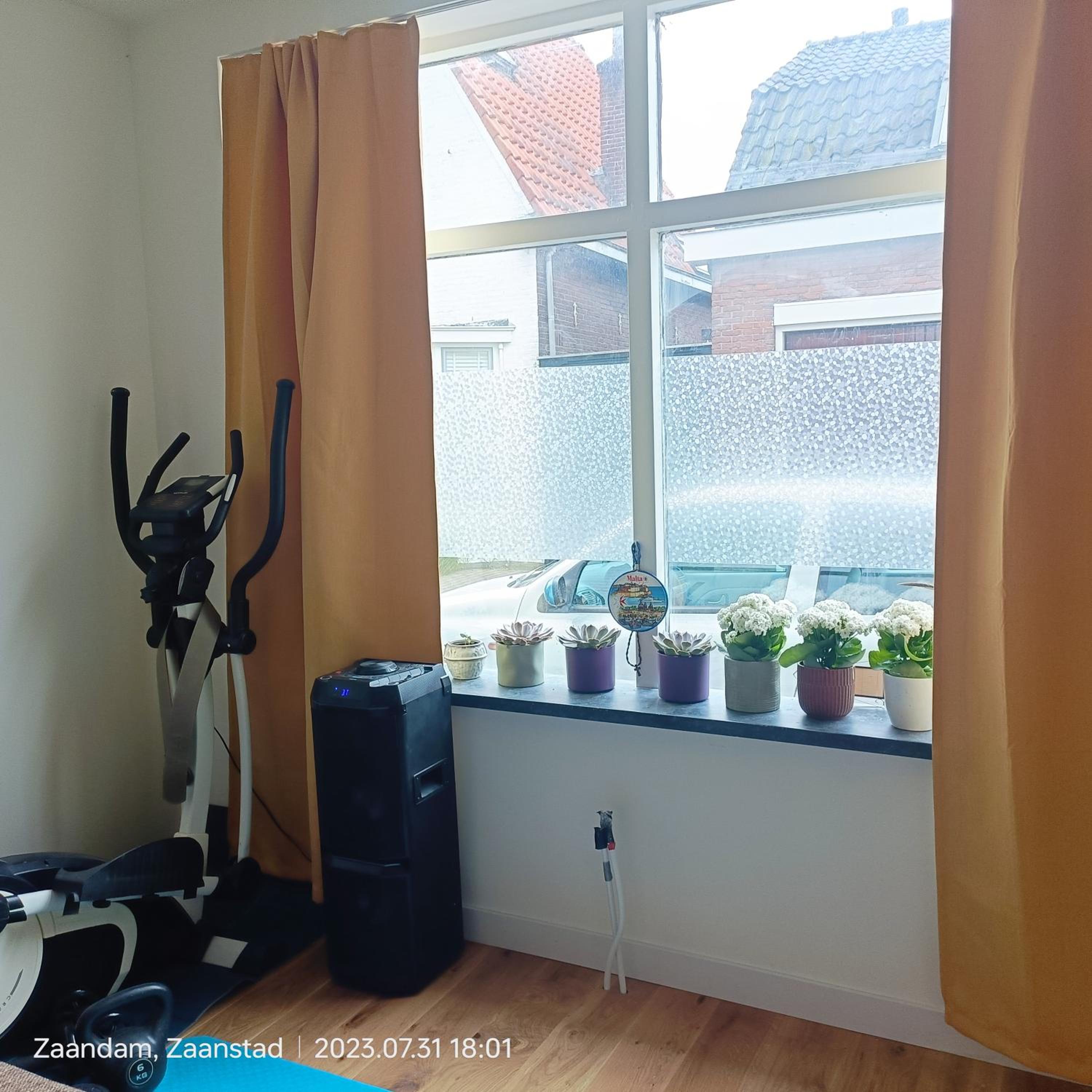 Double Room With Shared Bathroom photo 2
