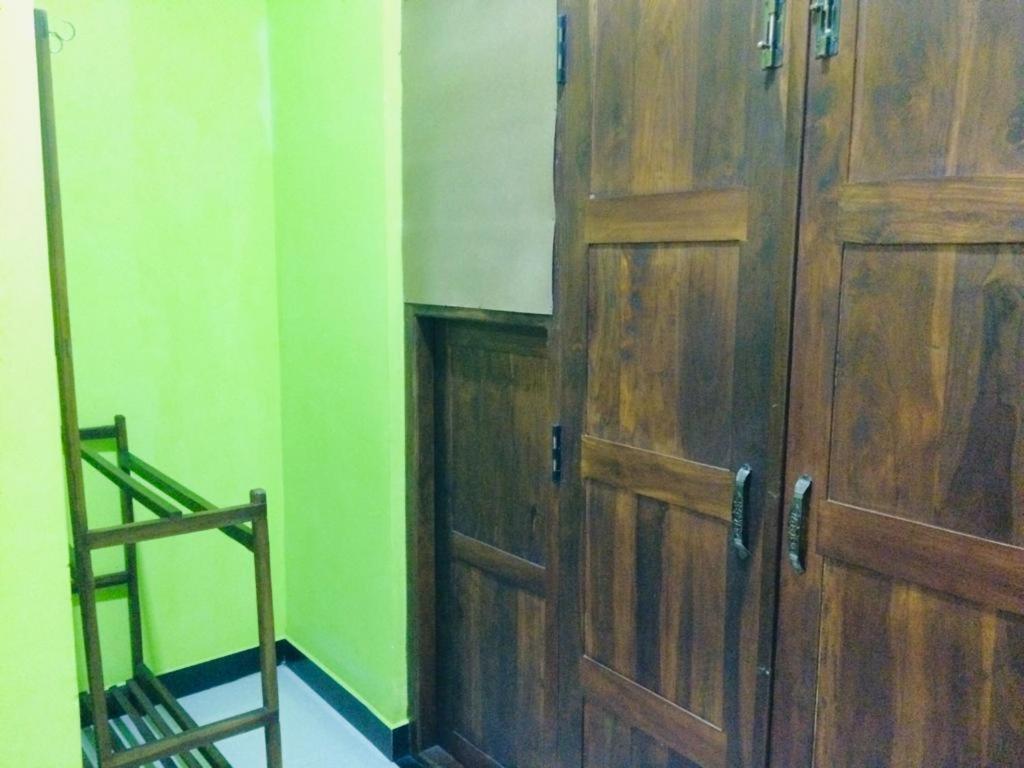 Family Room with Balcony photo 3