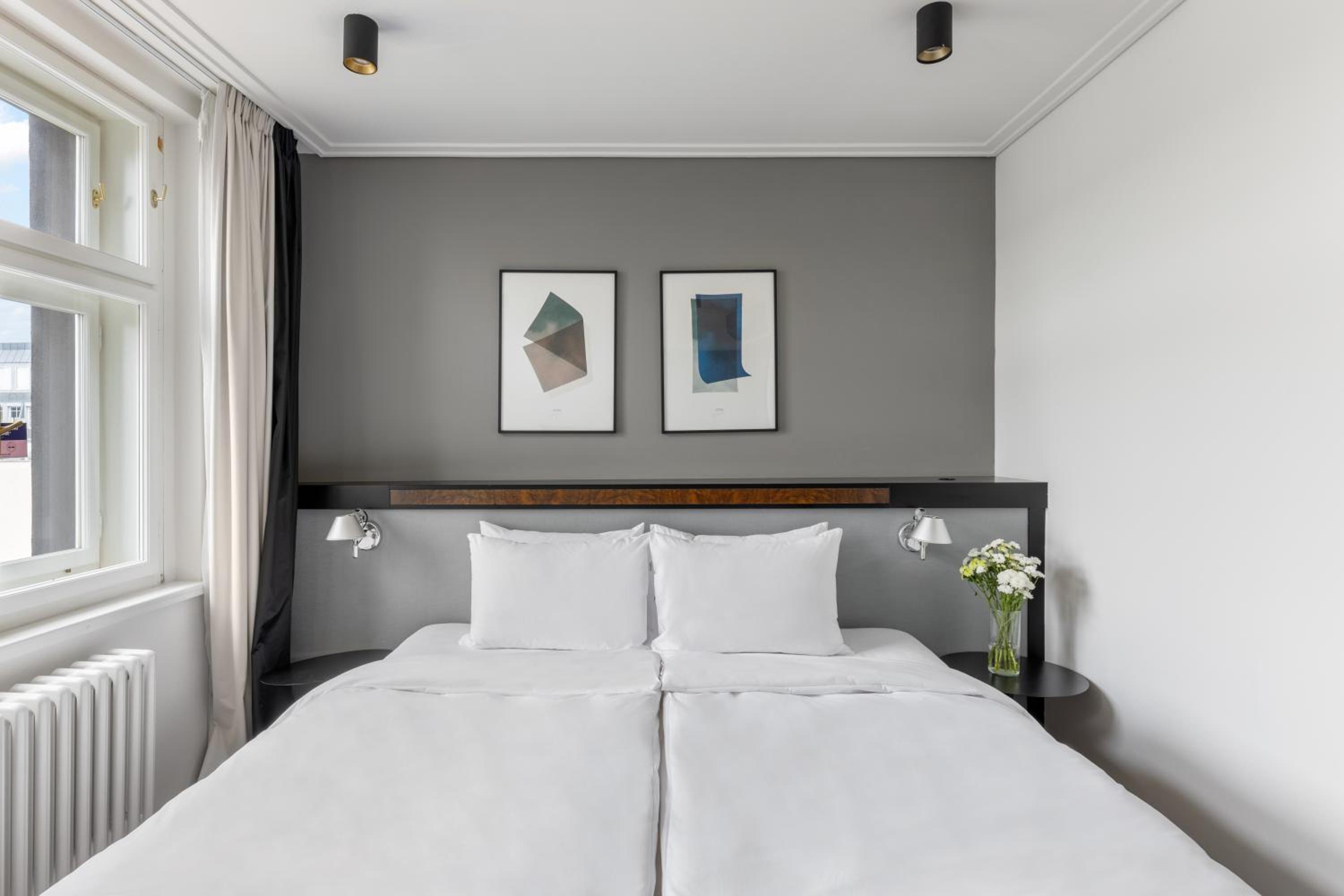 1 Bedroom Apartment with Sofa Bed