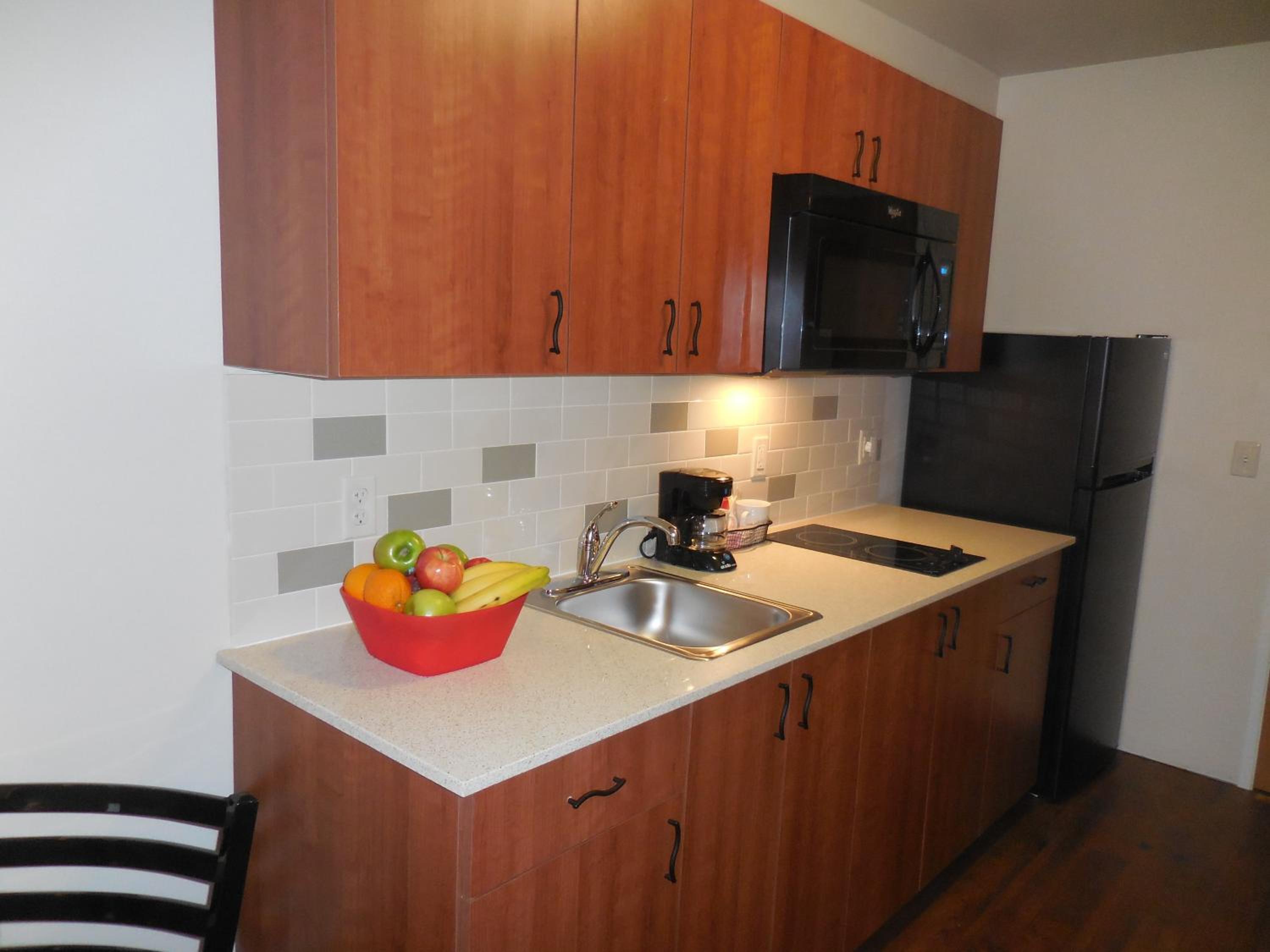 Two Queen Studio with Kitchenette photo 3