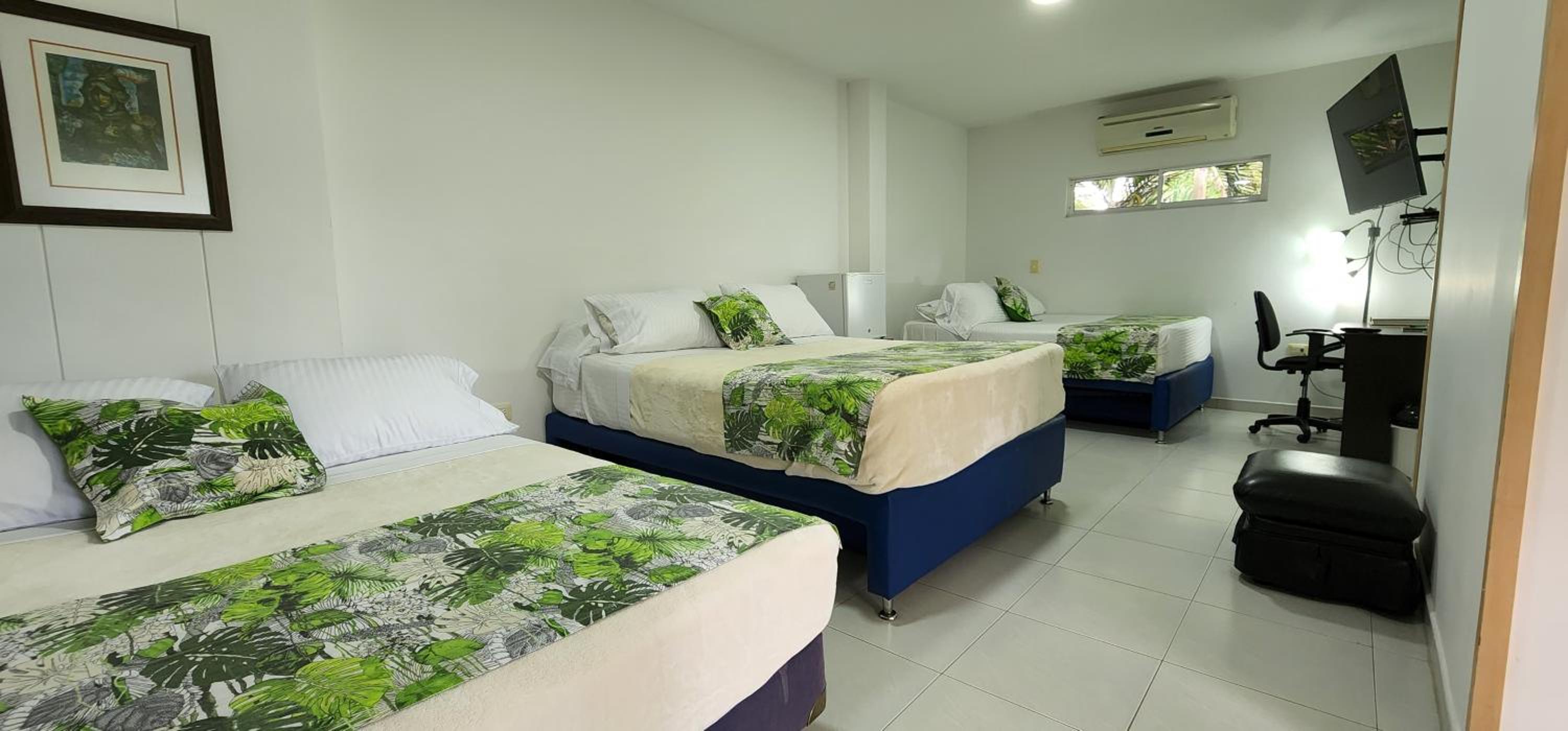 Superior Triple Room photo 2