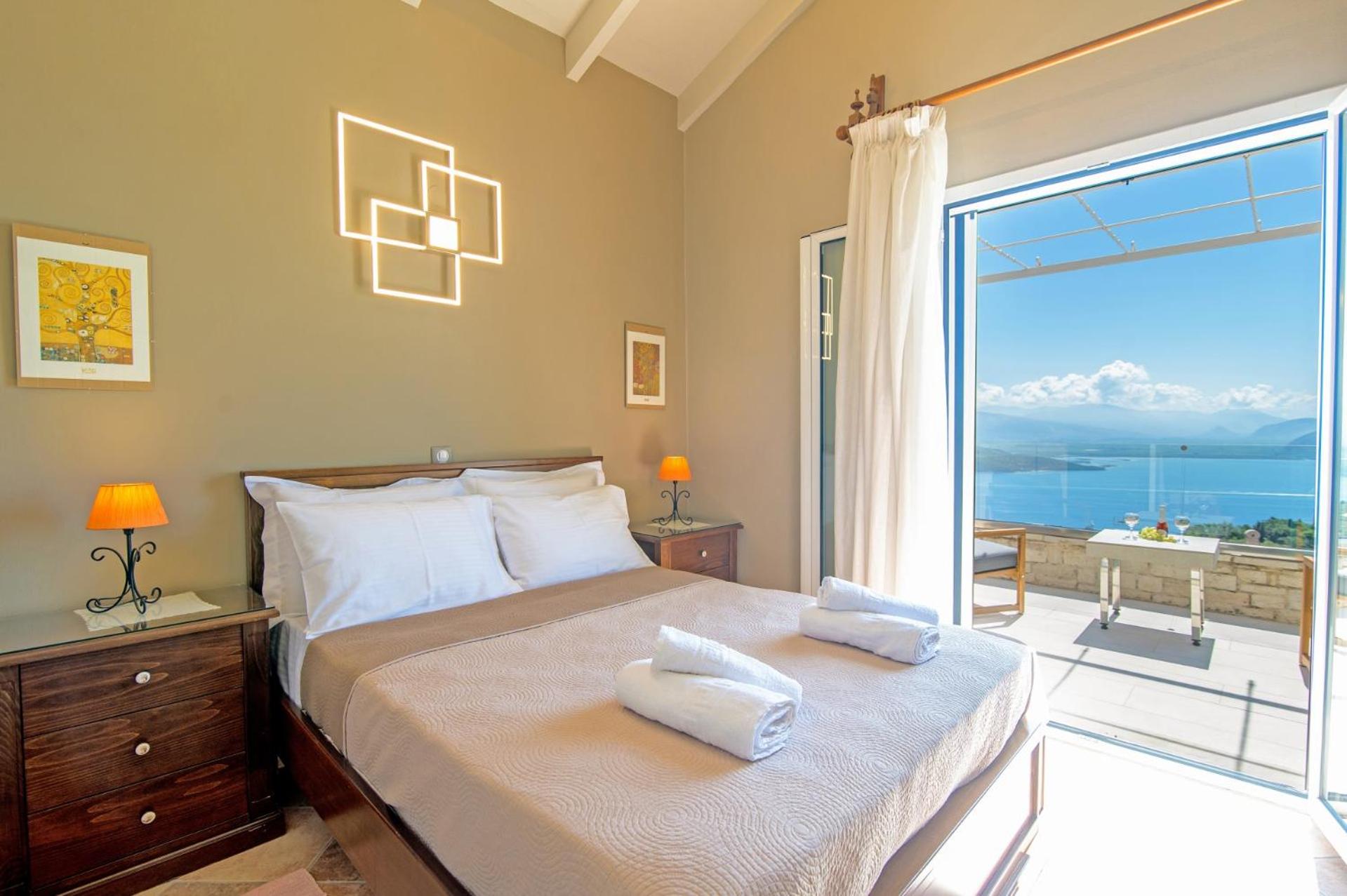 Villa photo 1