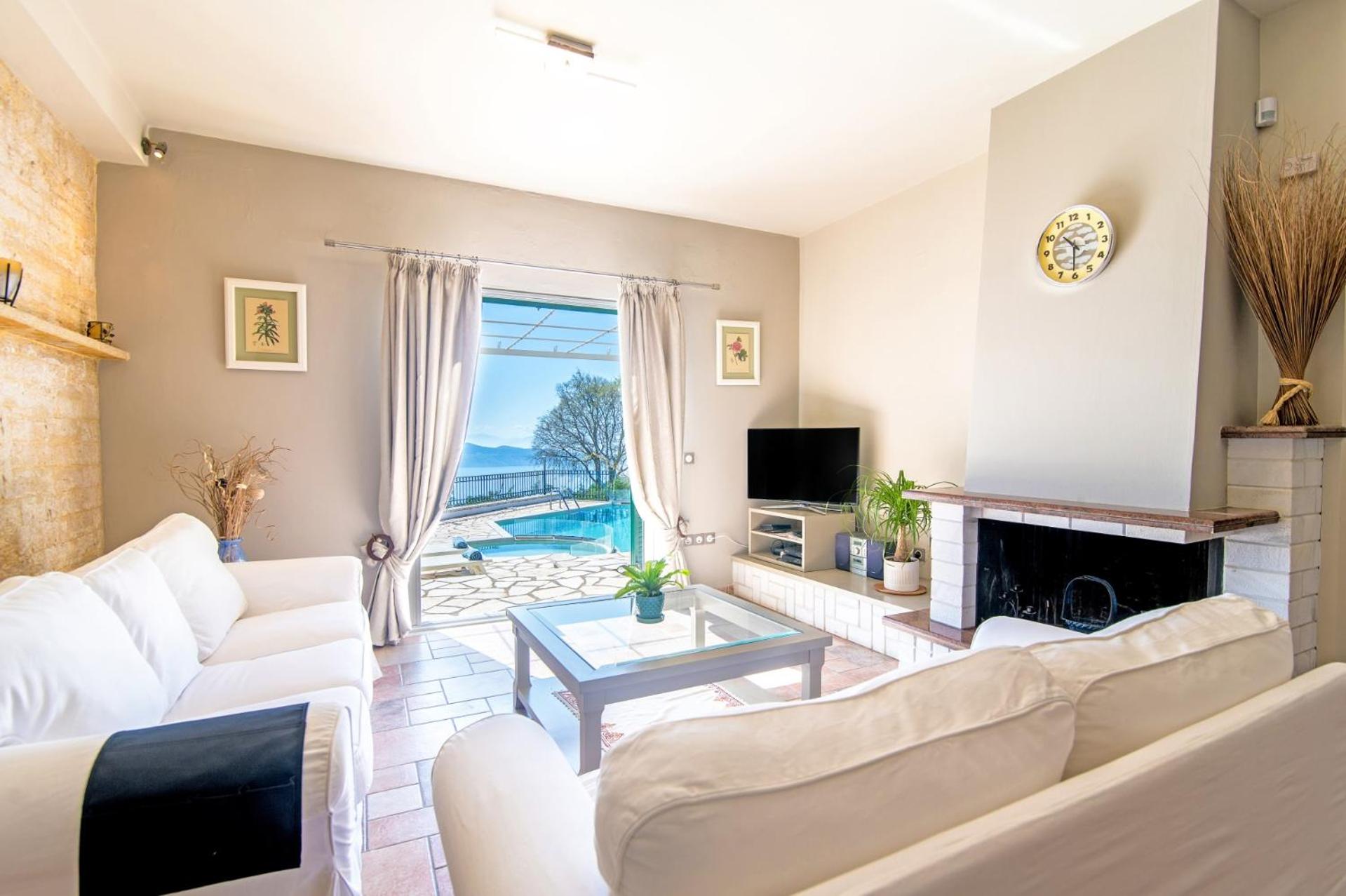 Villa photo 3