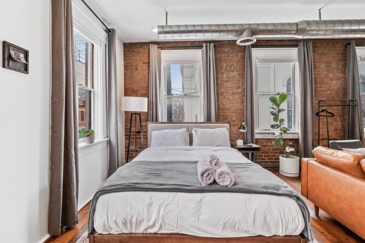 One-Bedroom Suite photo 2