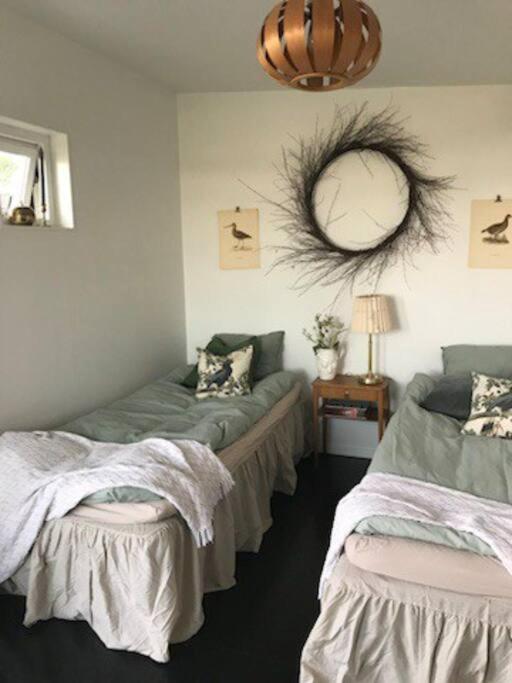 One-Bedroom House photo 1