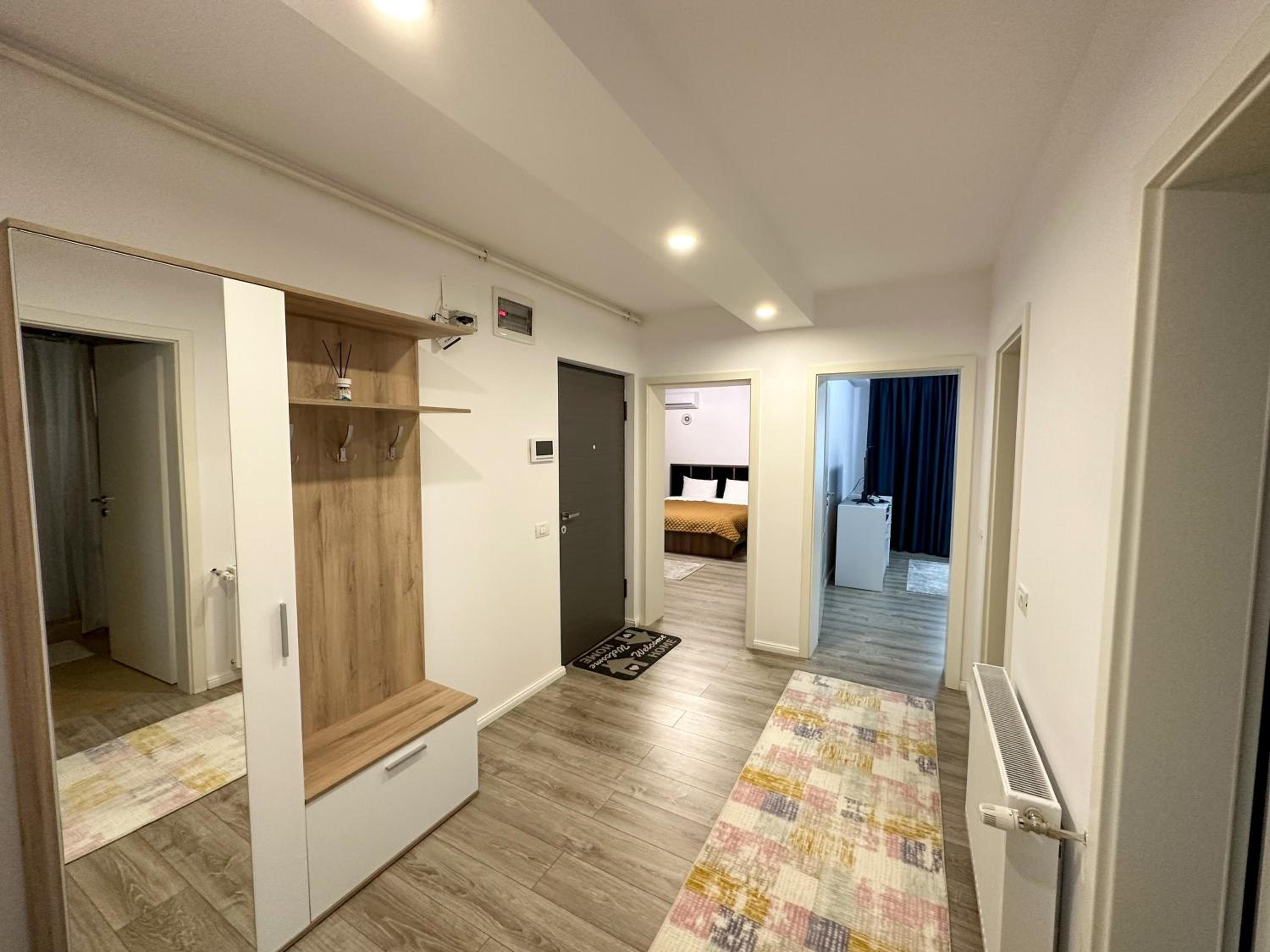 Apartment with Balcony photo 1