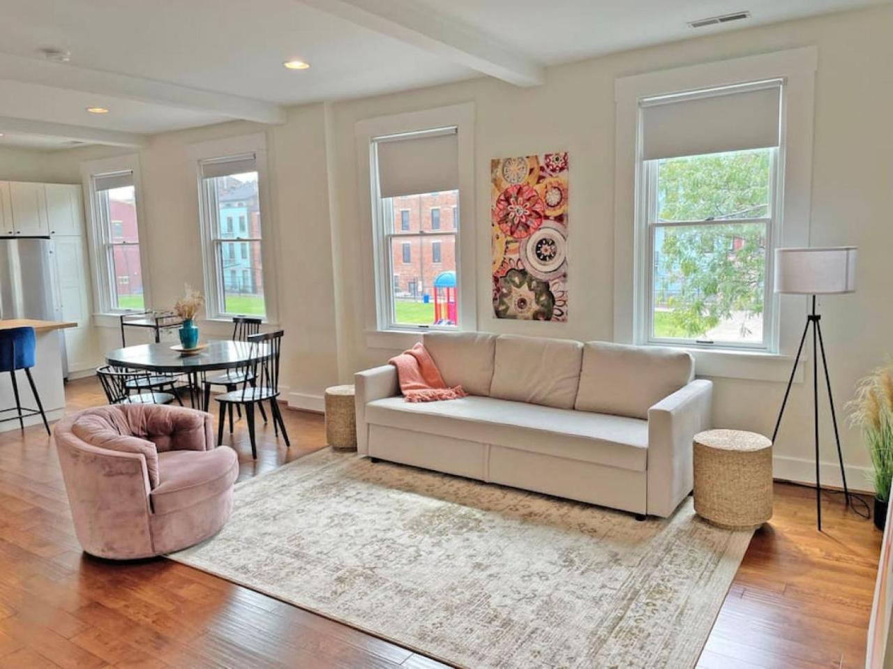 Apartment photo 2