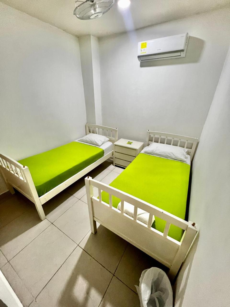 Twin Room with Private Bathroom photo 1
