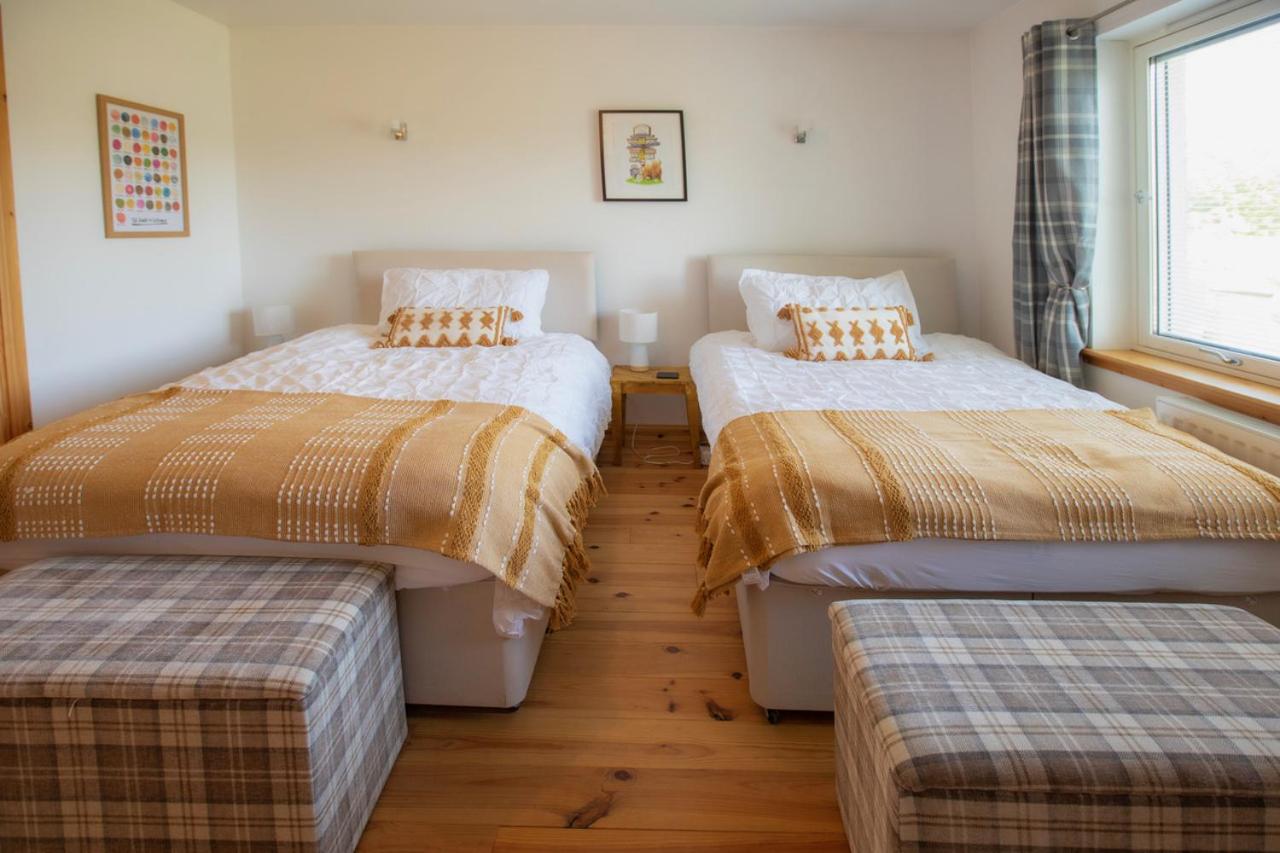 Twin Room - Photo 6