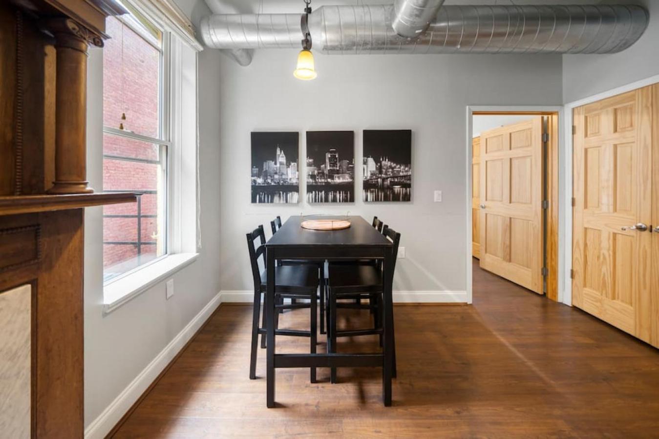 Apartment photo 2