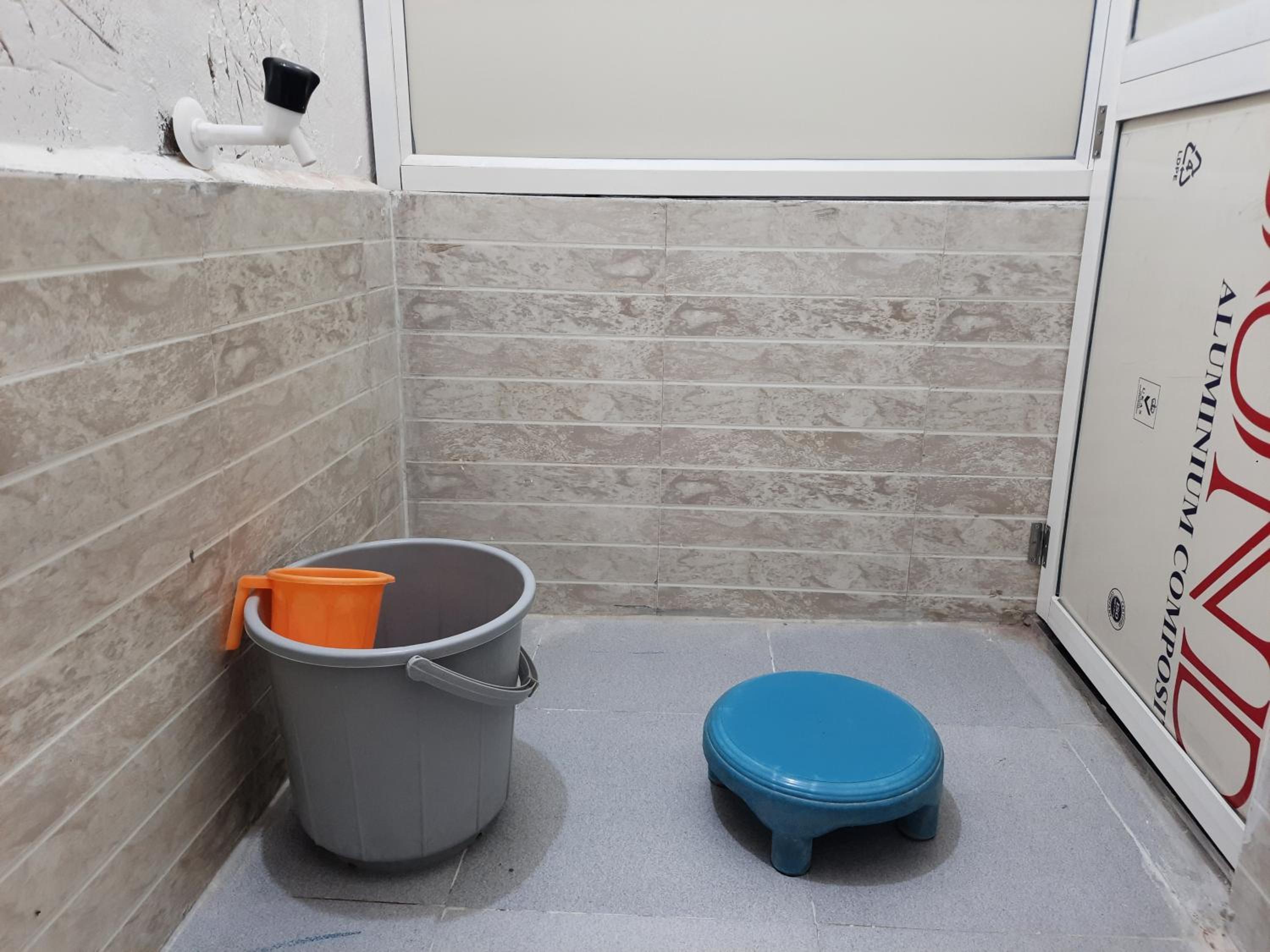 Quadruple Room with Private Bathroom photo 3