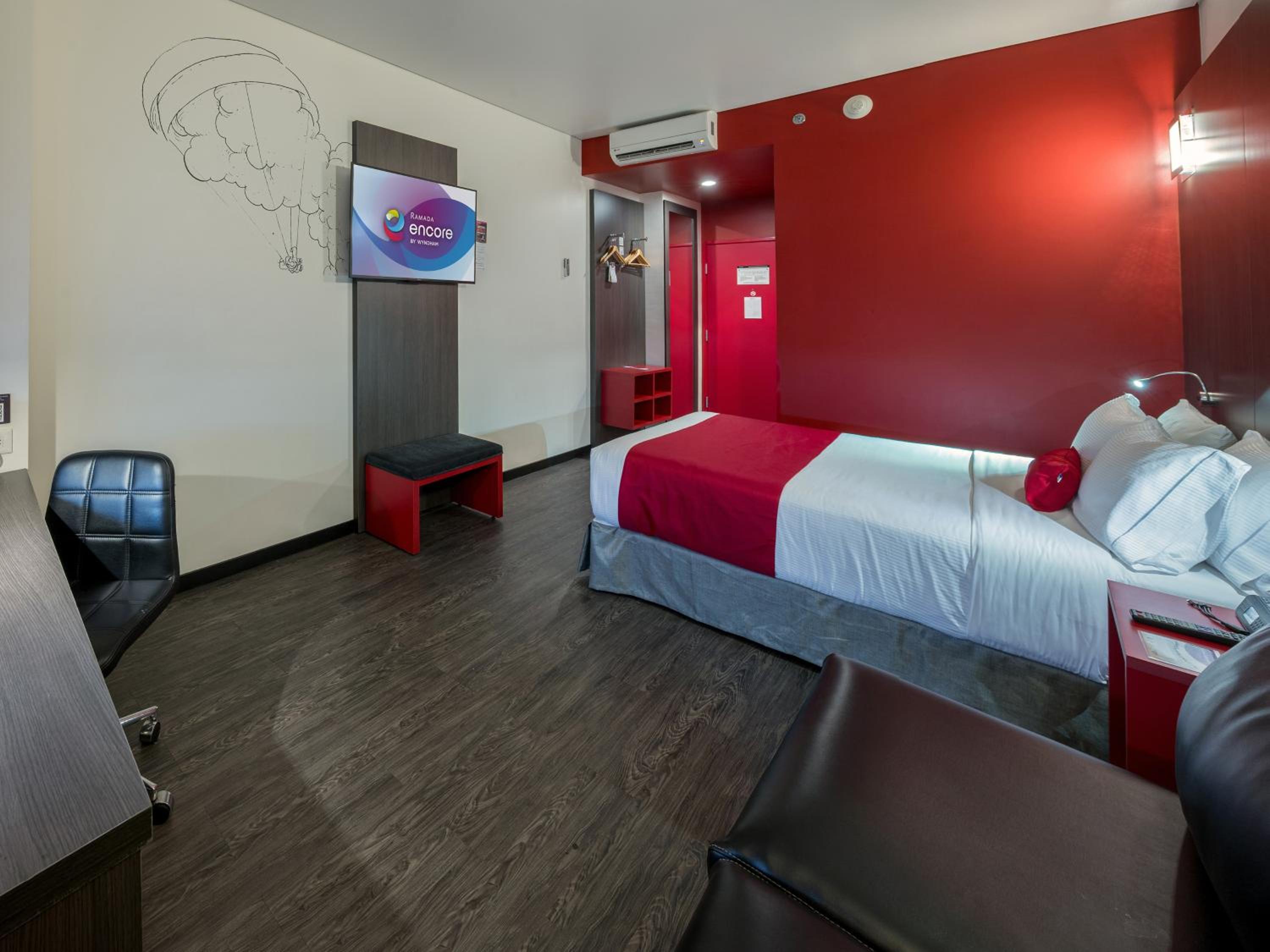 Queen Room - Disability Access/Non-Smoking