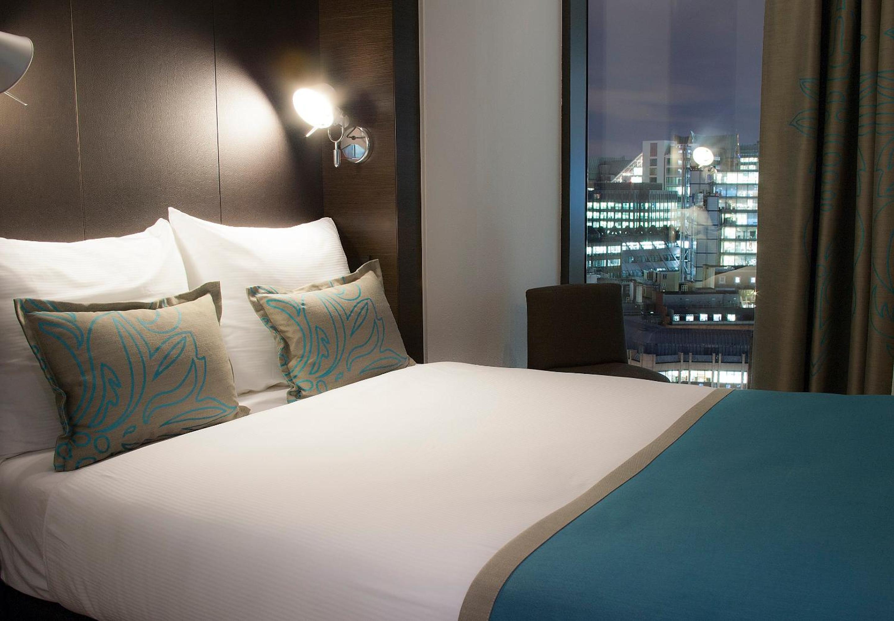Standard Double Room with City View photo 1