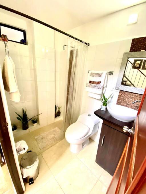 Four-Bedroom House photo 3