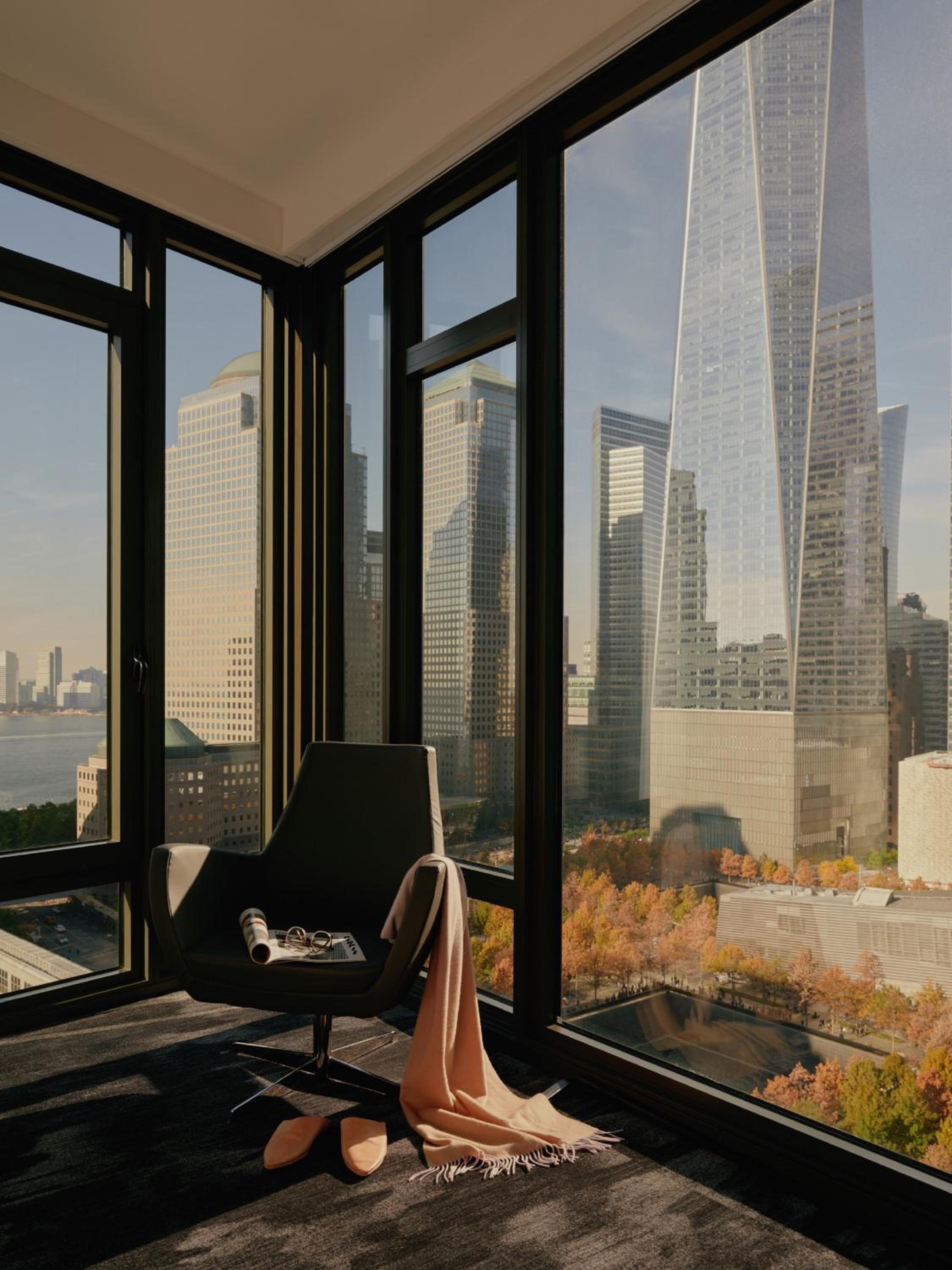 Superior Room with Two Double Beds with City and River View photo 3