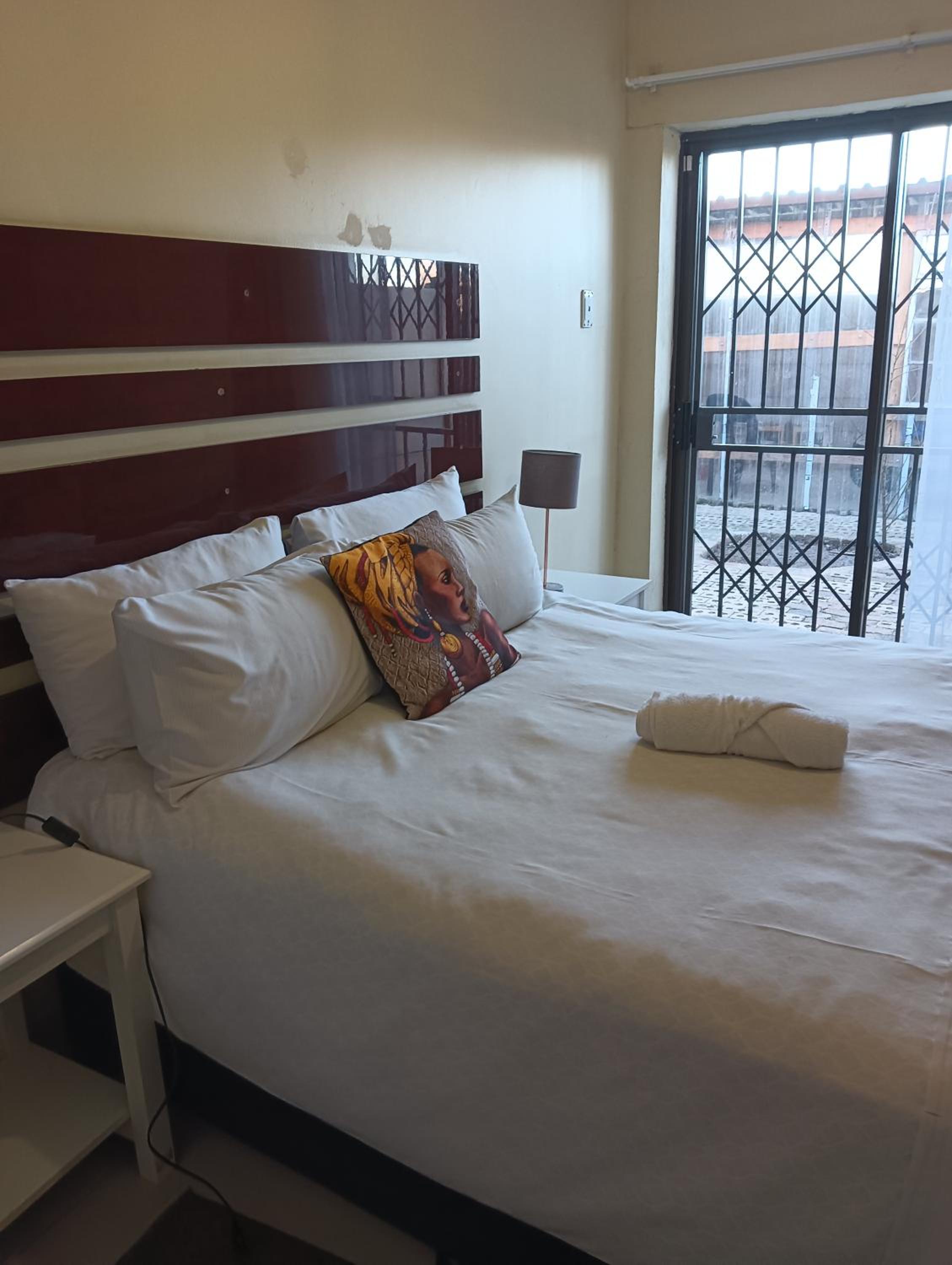 Standard Double Room with Fan photo 2