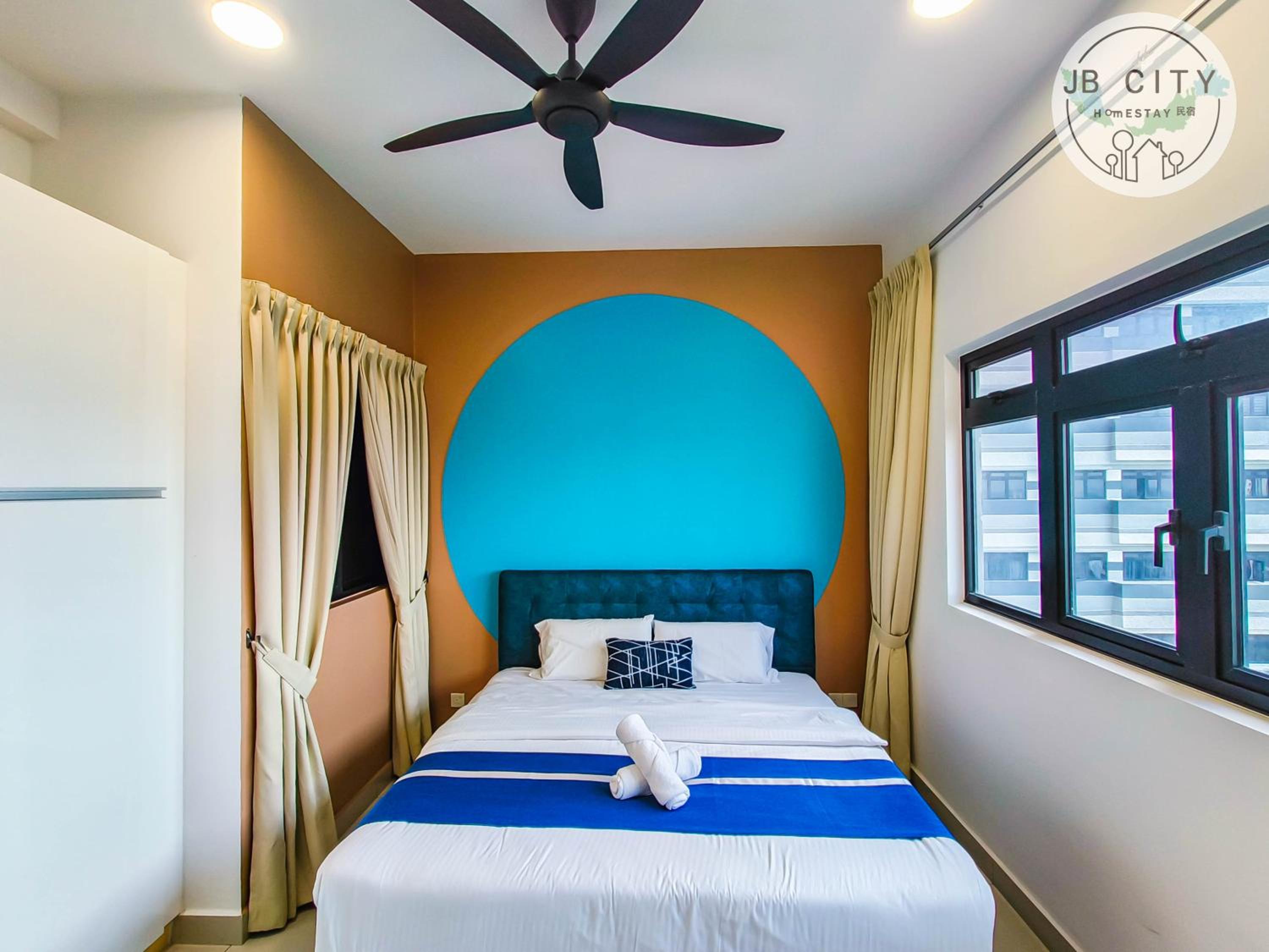 One-Bedroom Suite - Photo 6