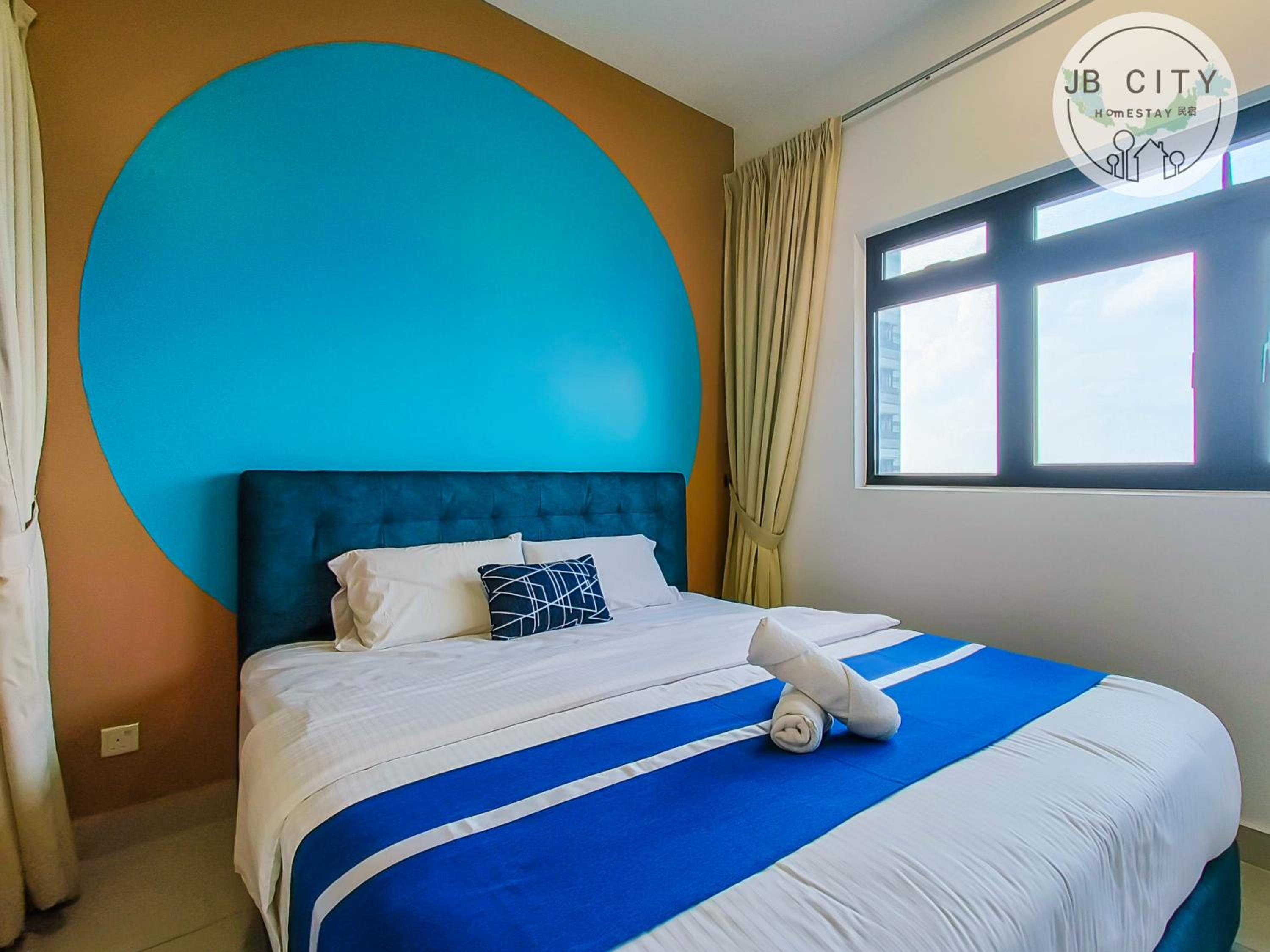 One-Bedroom Suite - Photo 7