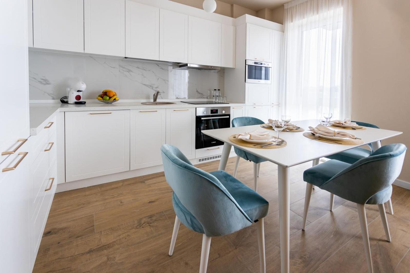 One-Bedroom Premier Apartment
