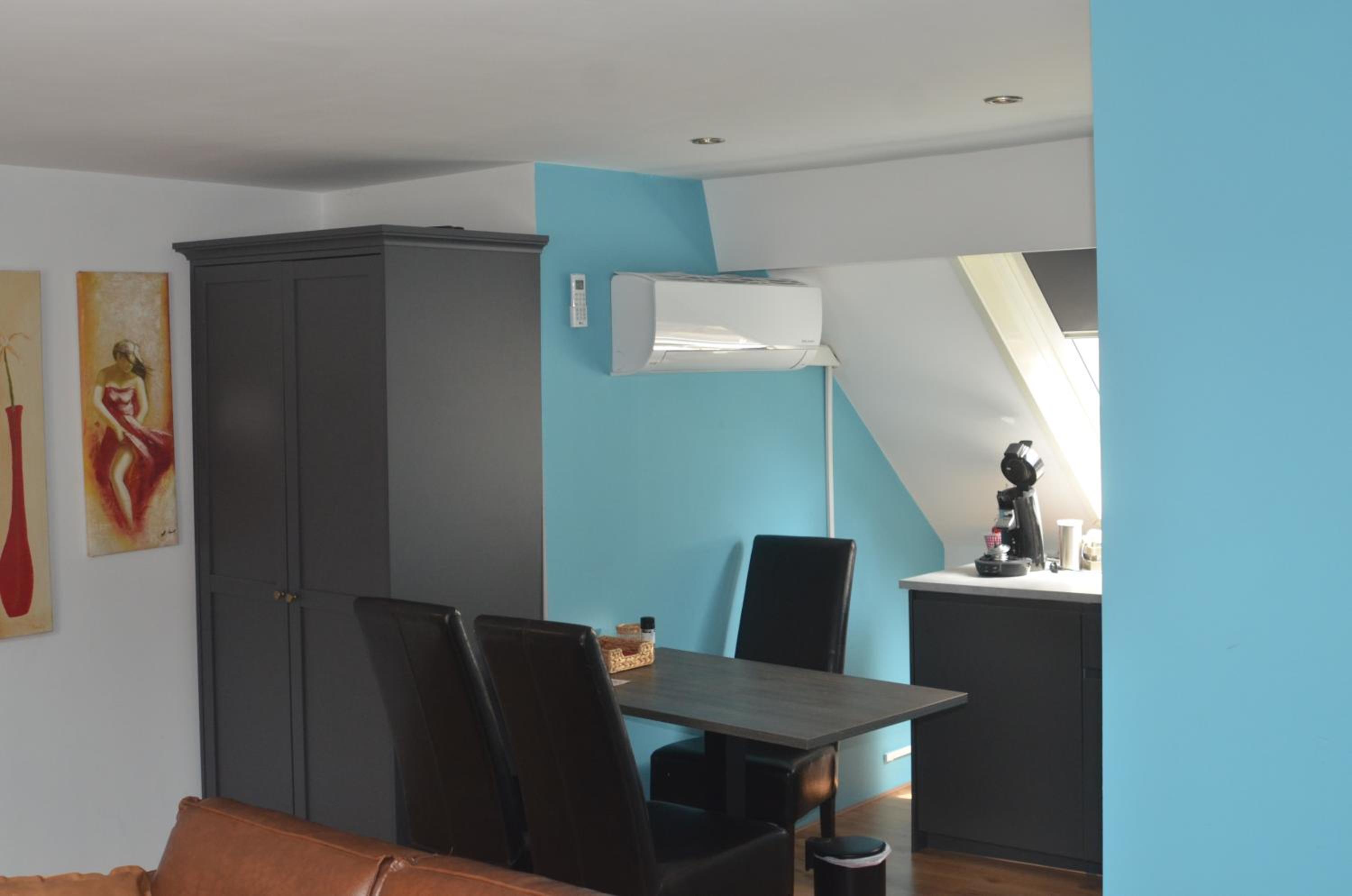 Deluxe King Room - Photo 6