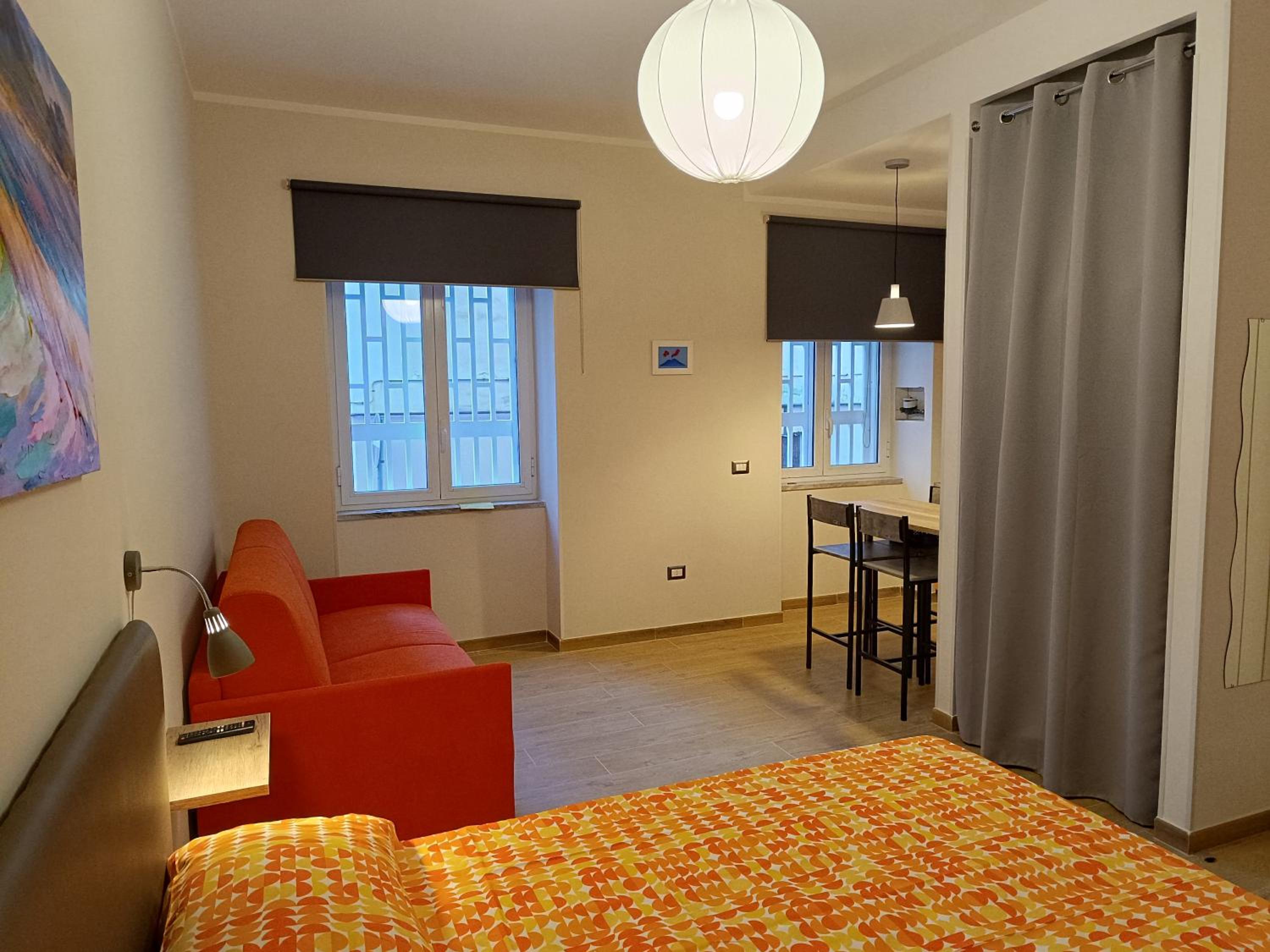 One-Bedroom Apartment