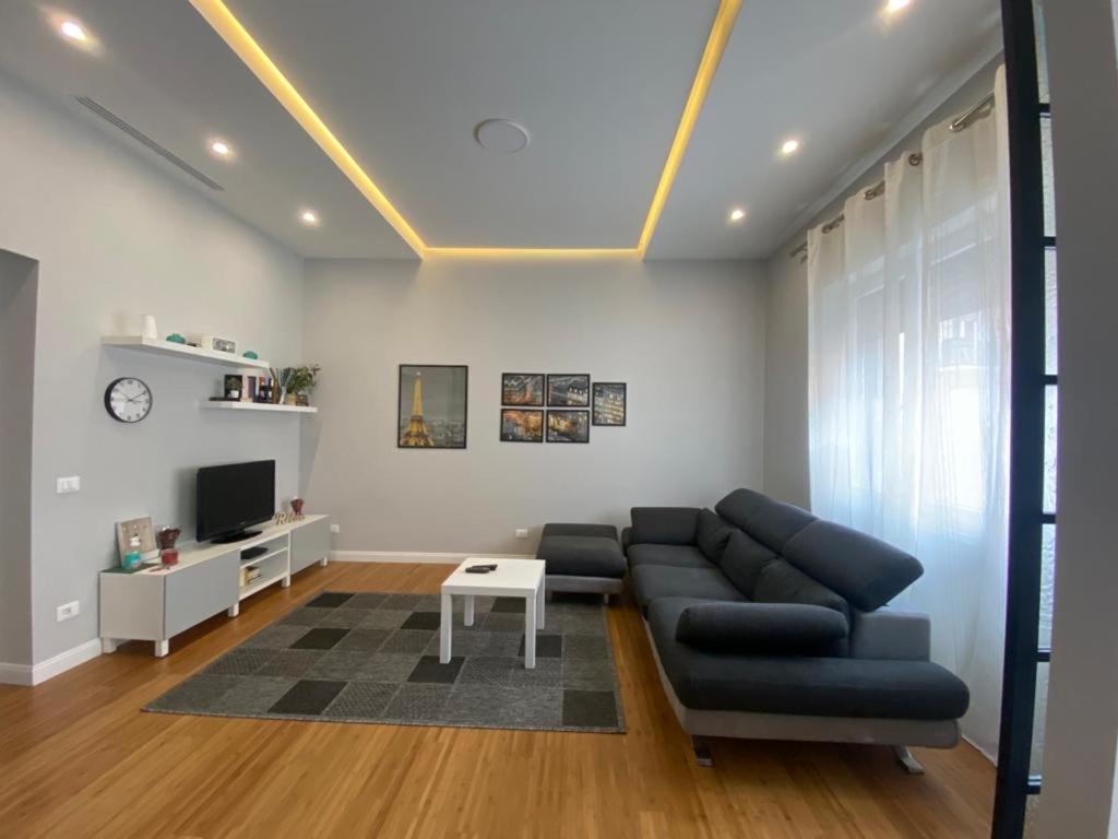 Three-Bedroom Villa photo 1
