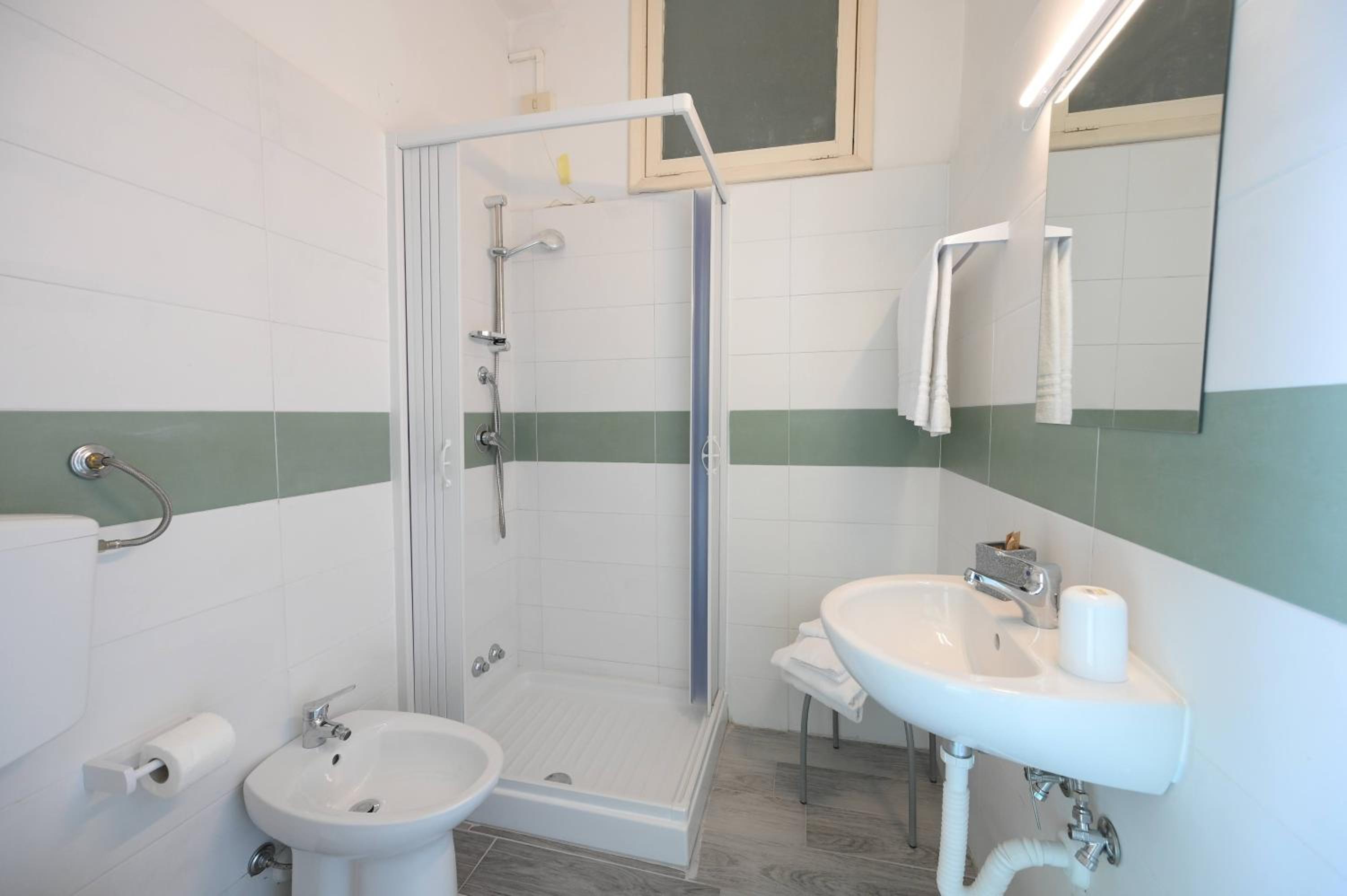 Superior Double Room - Photo 2