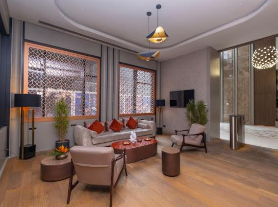 Apartment with View and Balcony photo 2