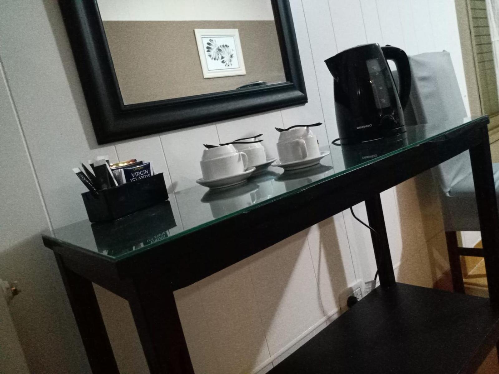 Double Room with Private Bathroom photo 3