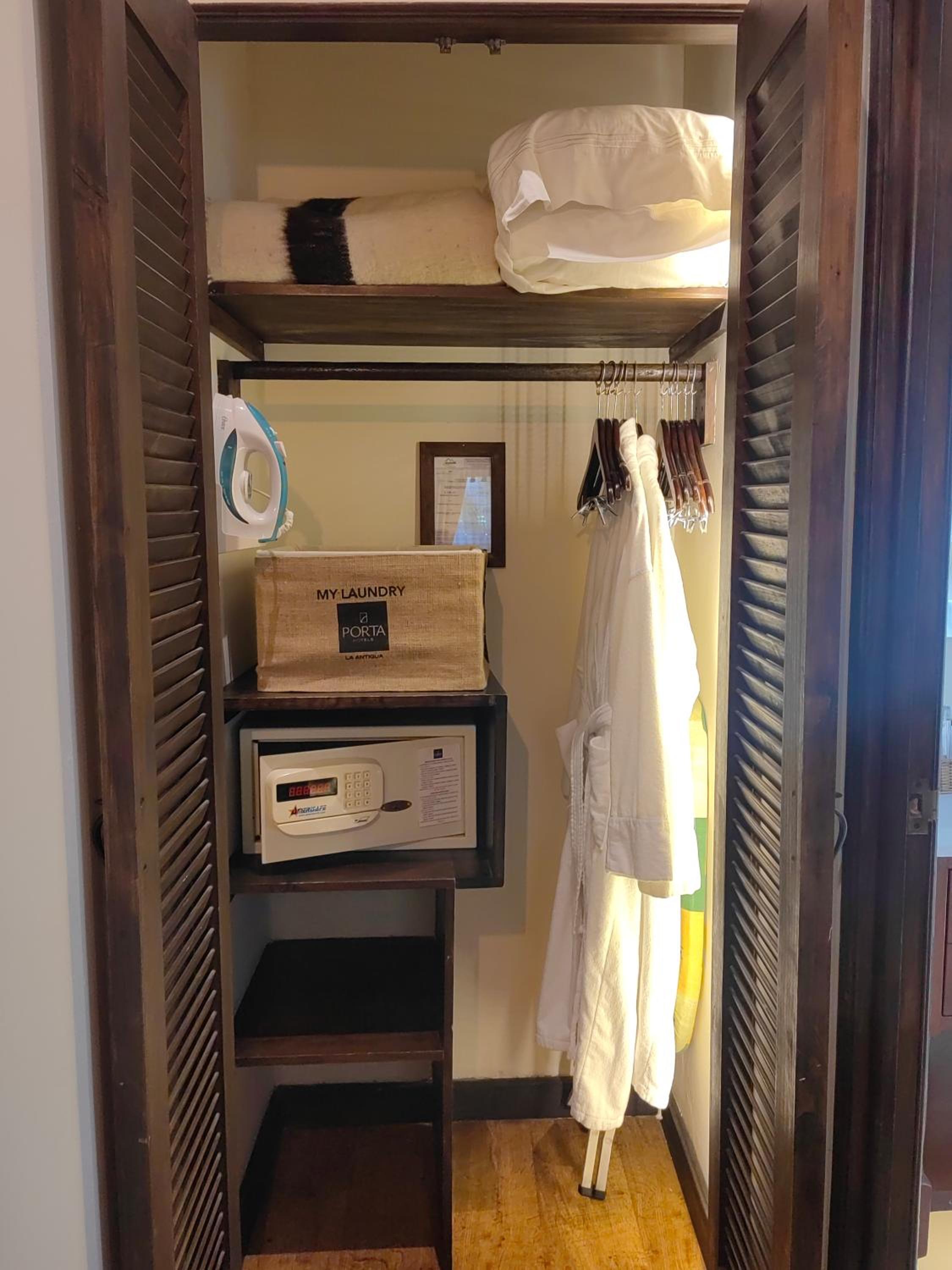 Deluxe Double Room - Photo 4