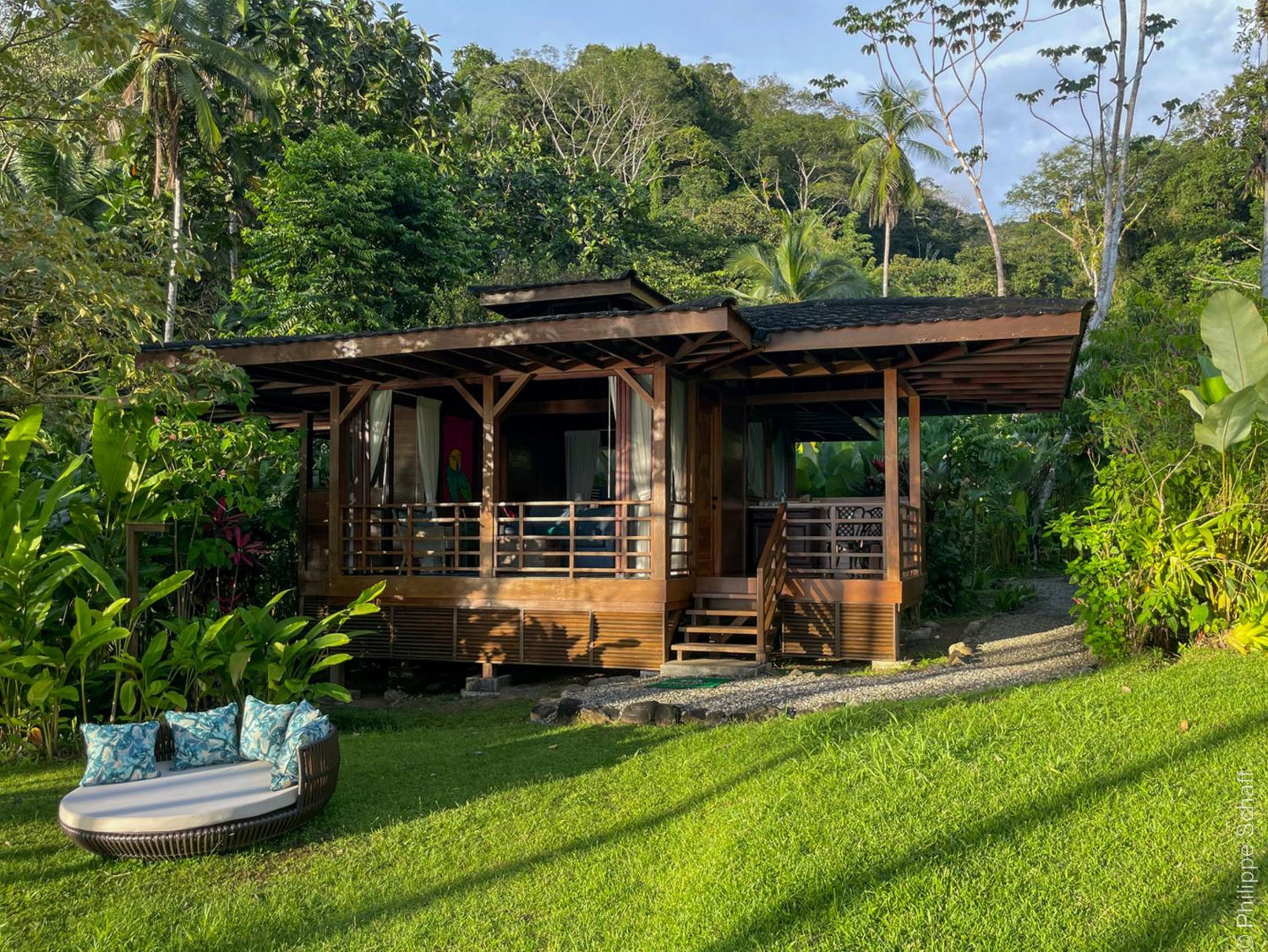 Bungalow - Beach Front photo 2