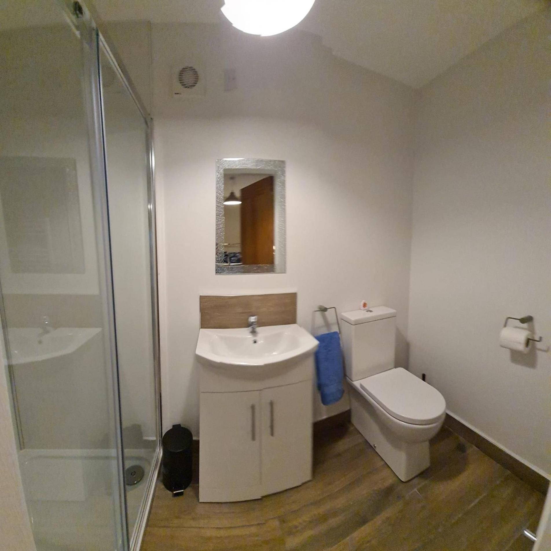 Large Double Room photo 3