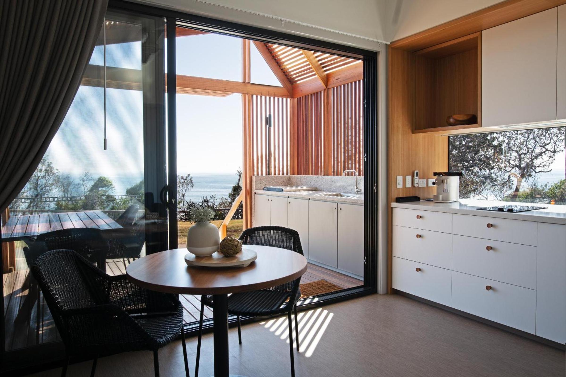 Premium Cabin - Sleeps 5 - Dog Friendly photo 2