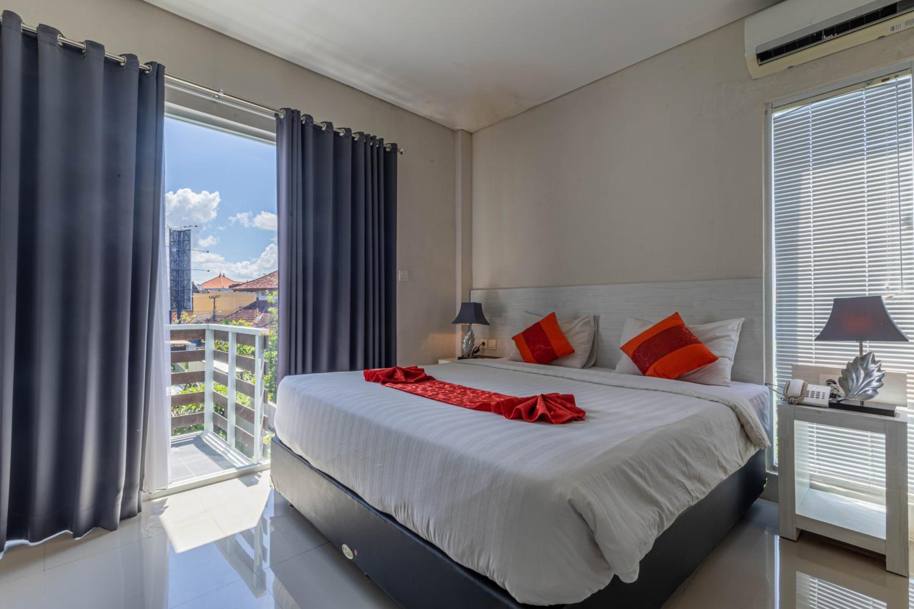 Deluxe Double Room with Pool View
