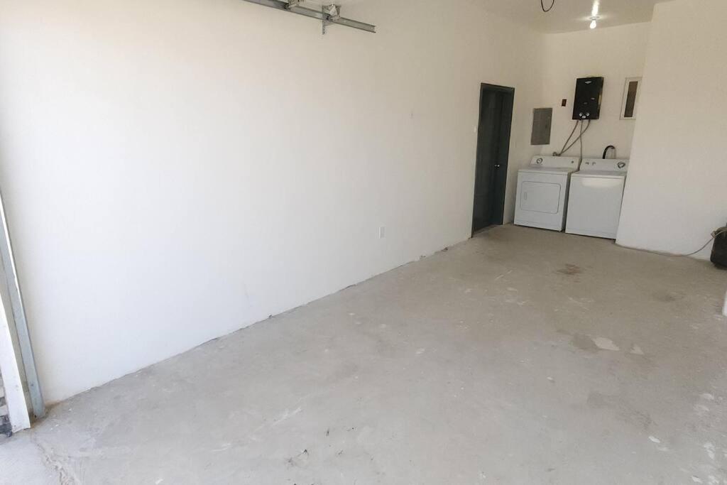 Two-Bedroom House photo 3