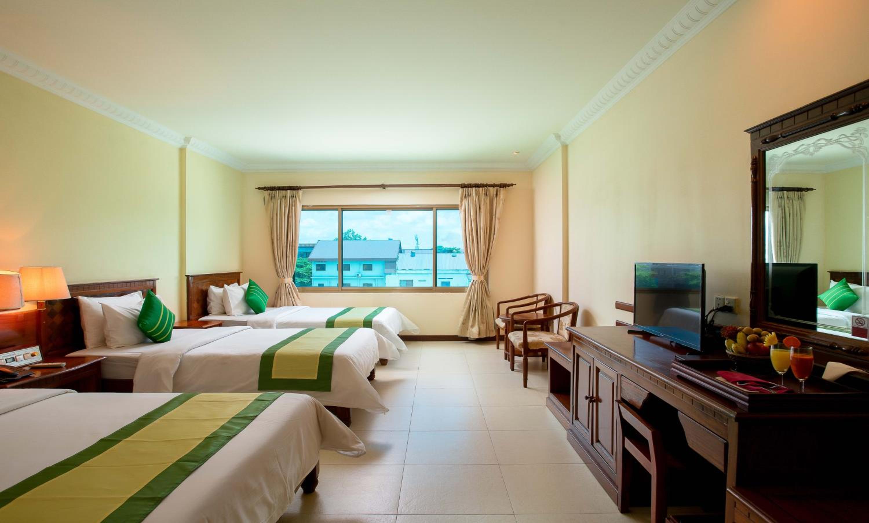 Superior Triple Room - Photo 1