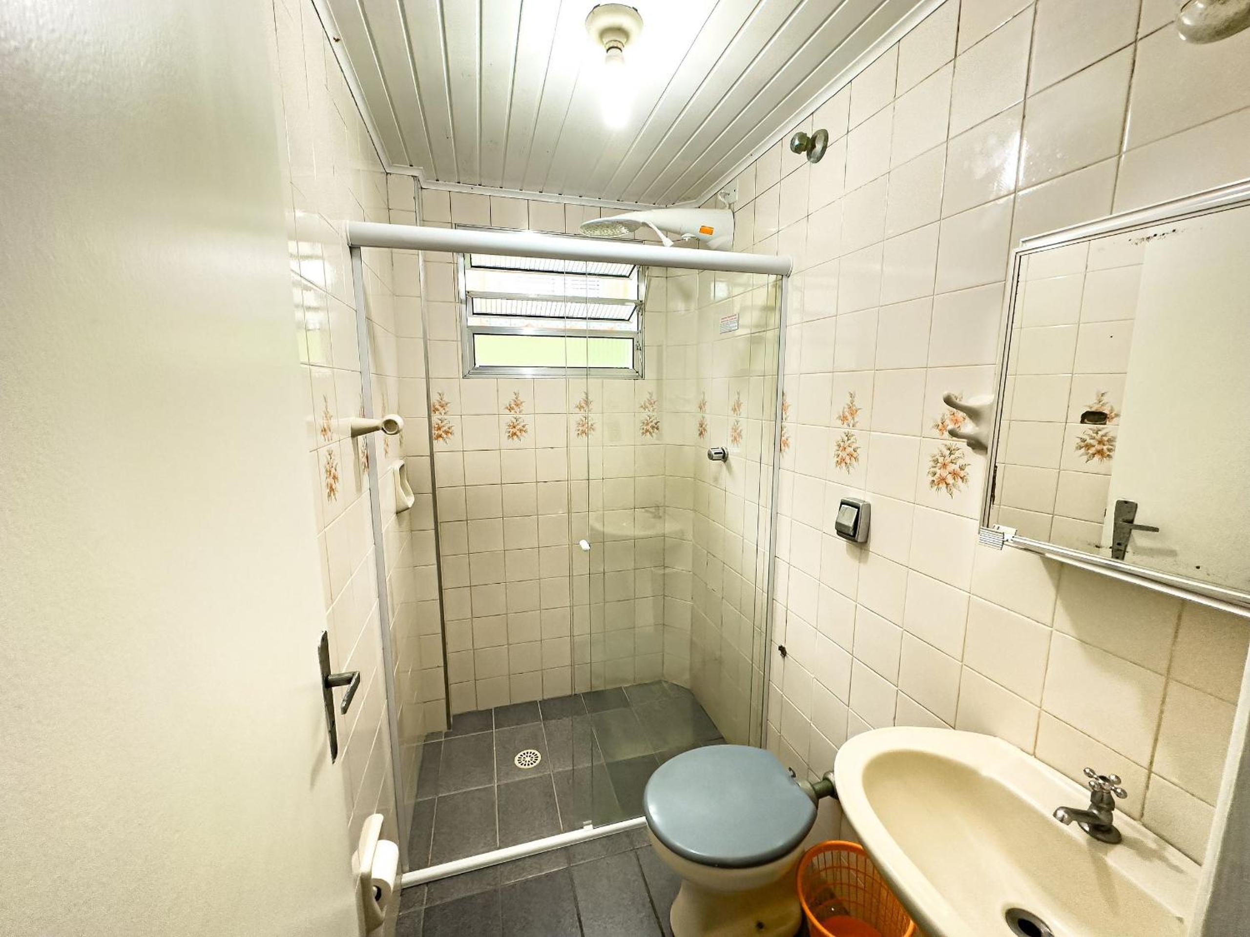 Apartment - Photo 20