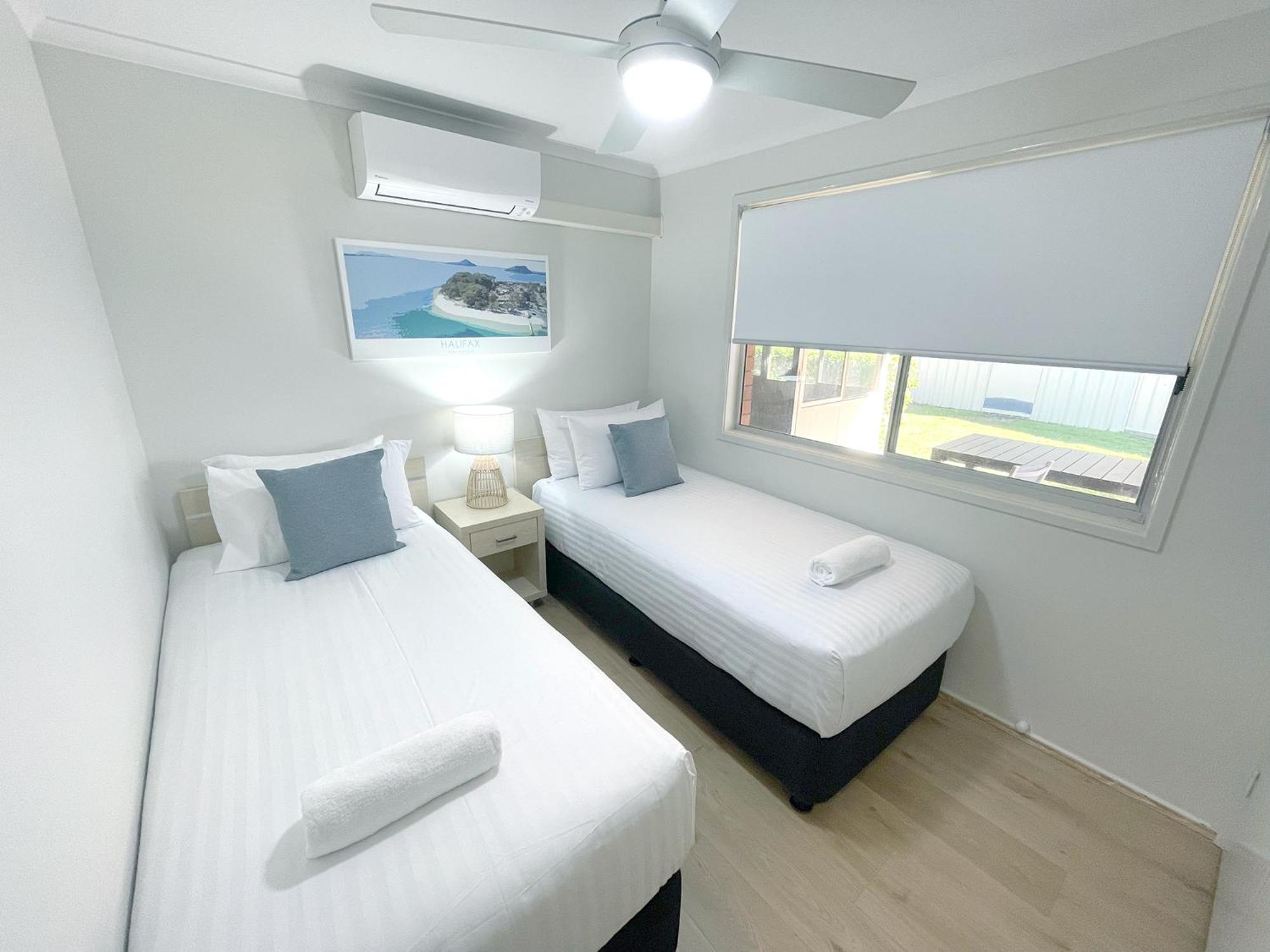 Standard Three-Bedroom House photo 3