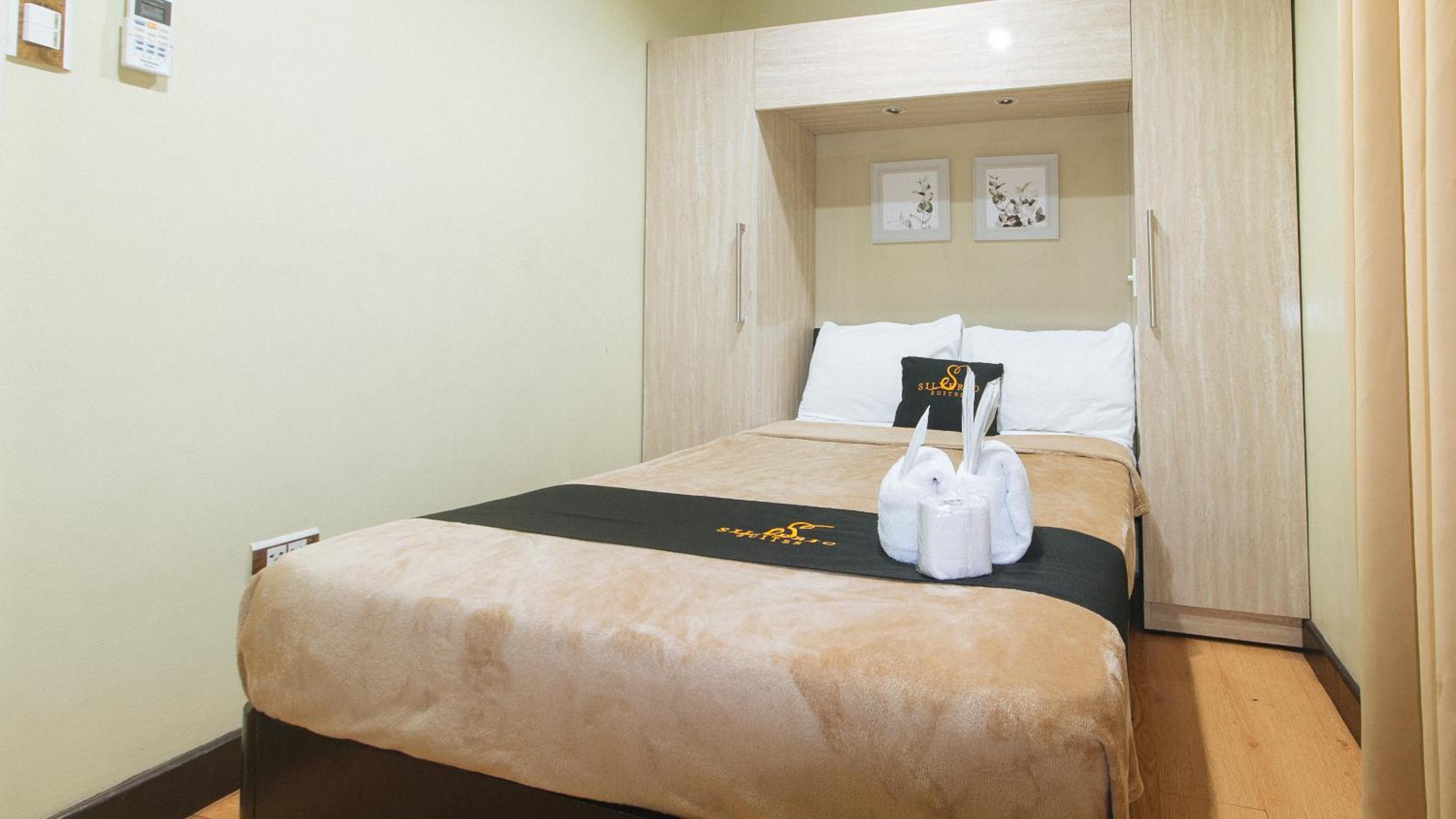 Two-Bedroom Suite - Photo 7