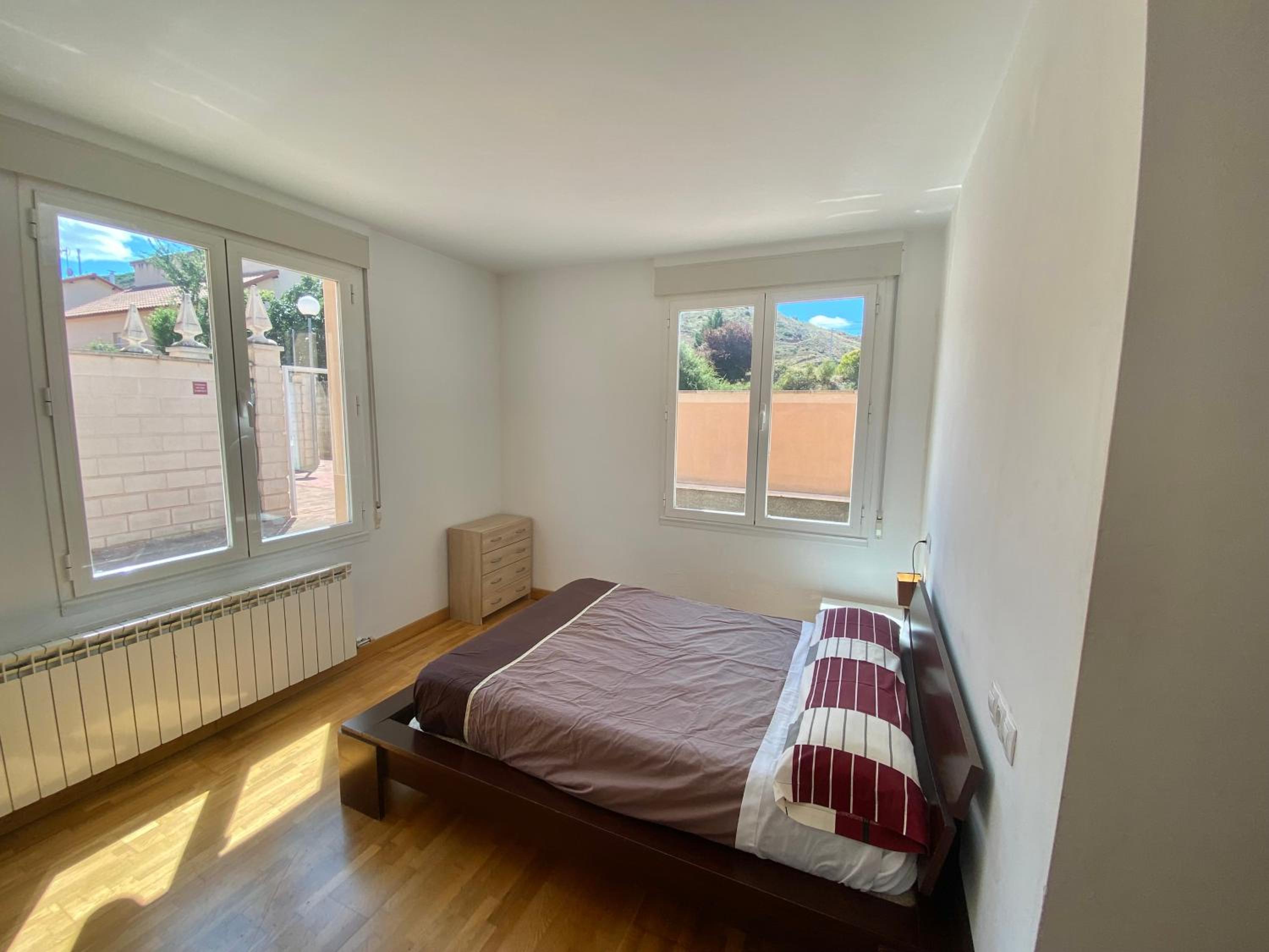 Casa de cinco habitaciones