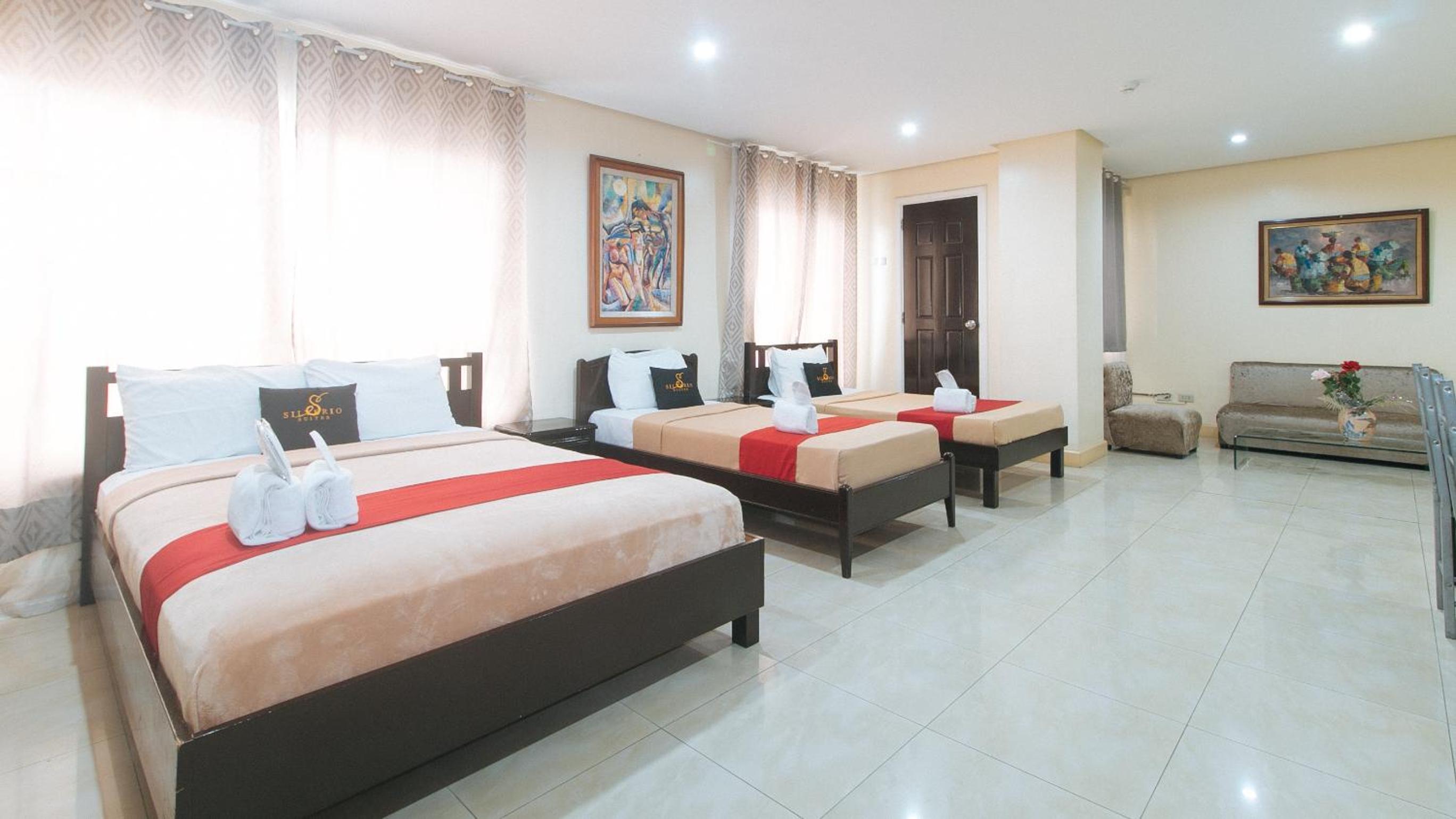 Family Room - Photo 13