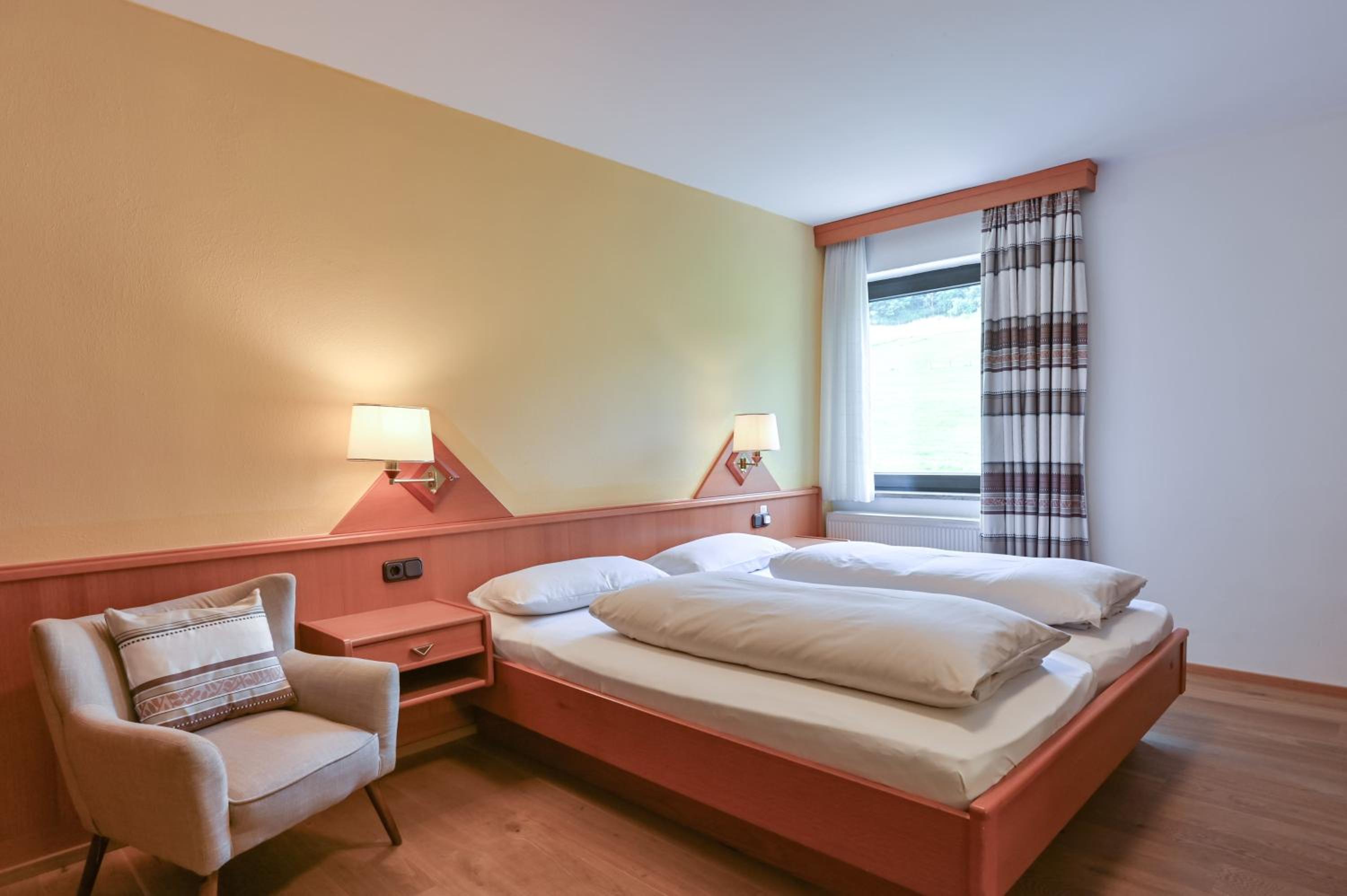 Standard Double Room - Photo 1
