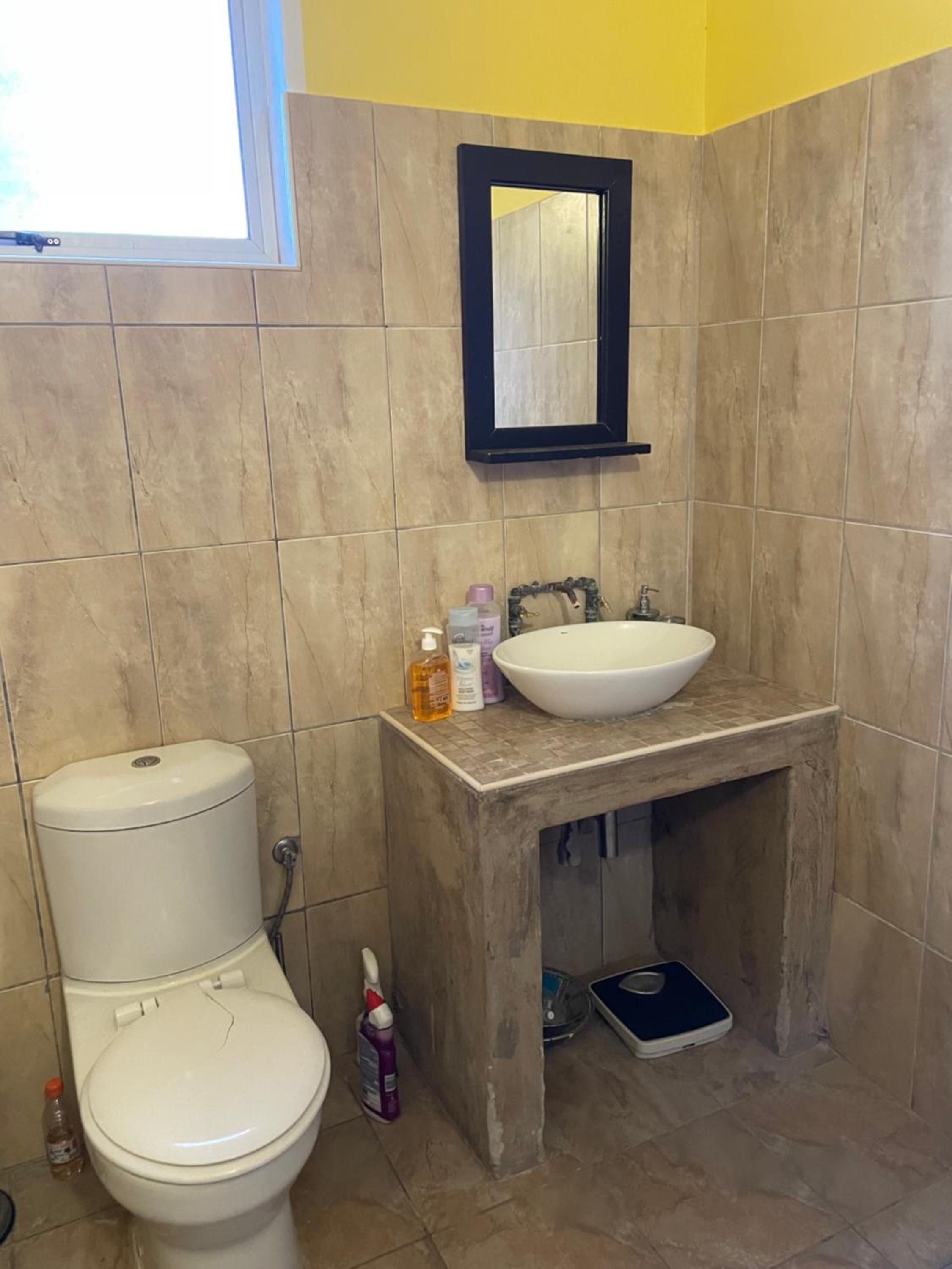 Double Room with Shared Bathroom photo 3