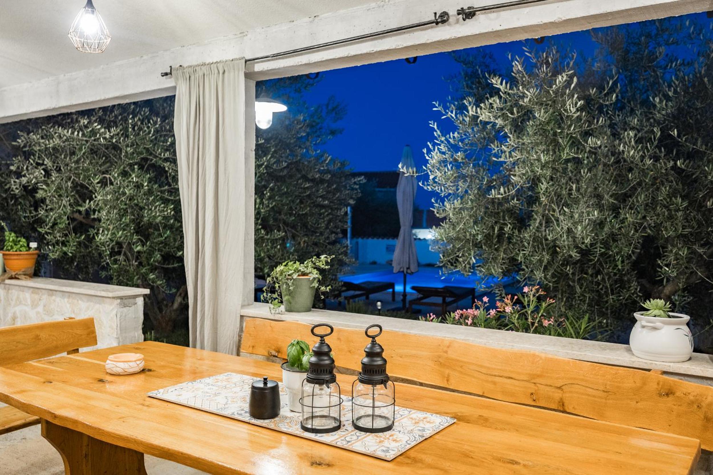 Villa photo 2