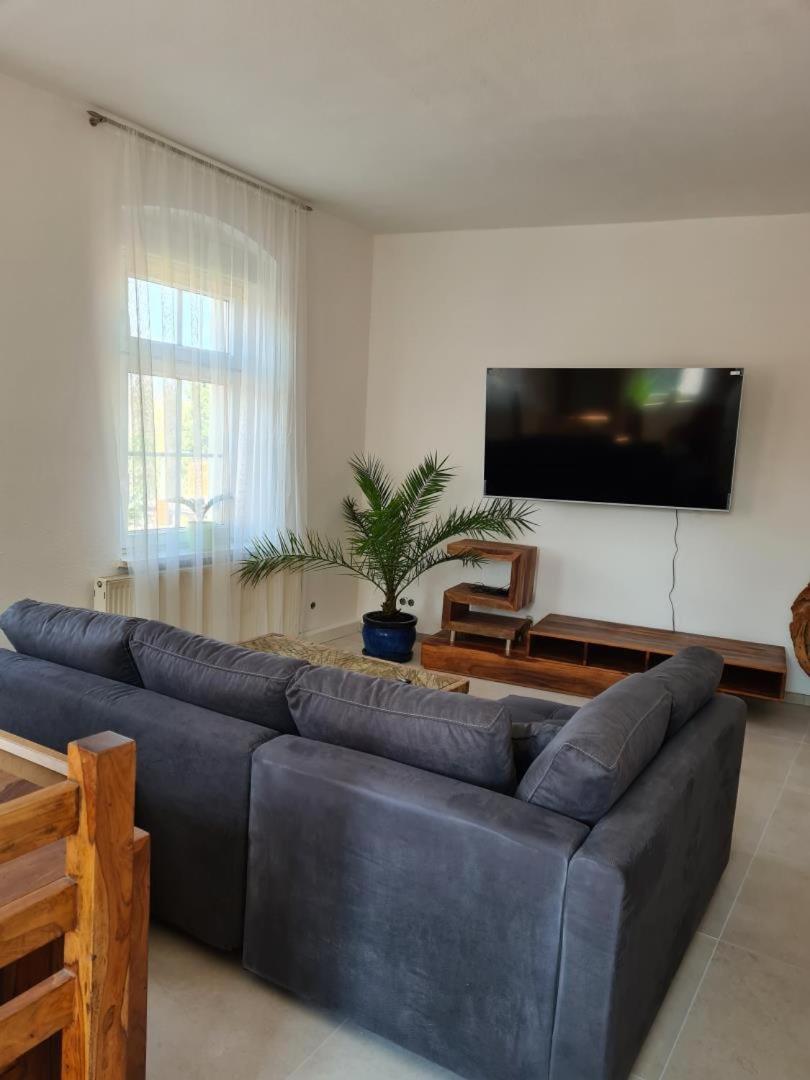 One-Bedroom Apartment with Balcony photo 1