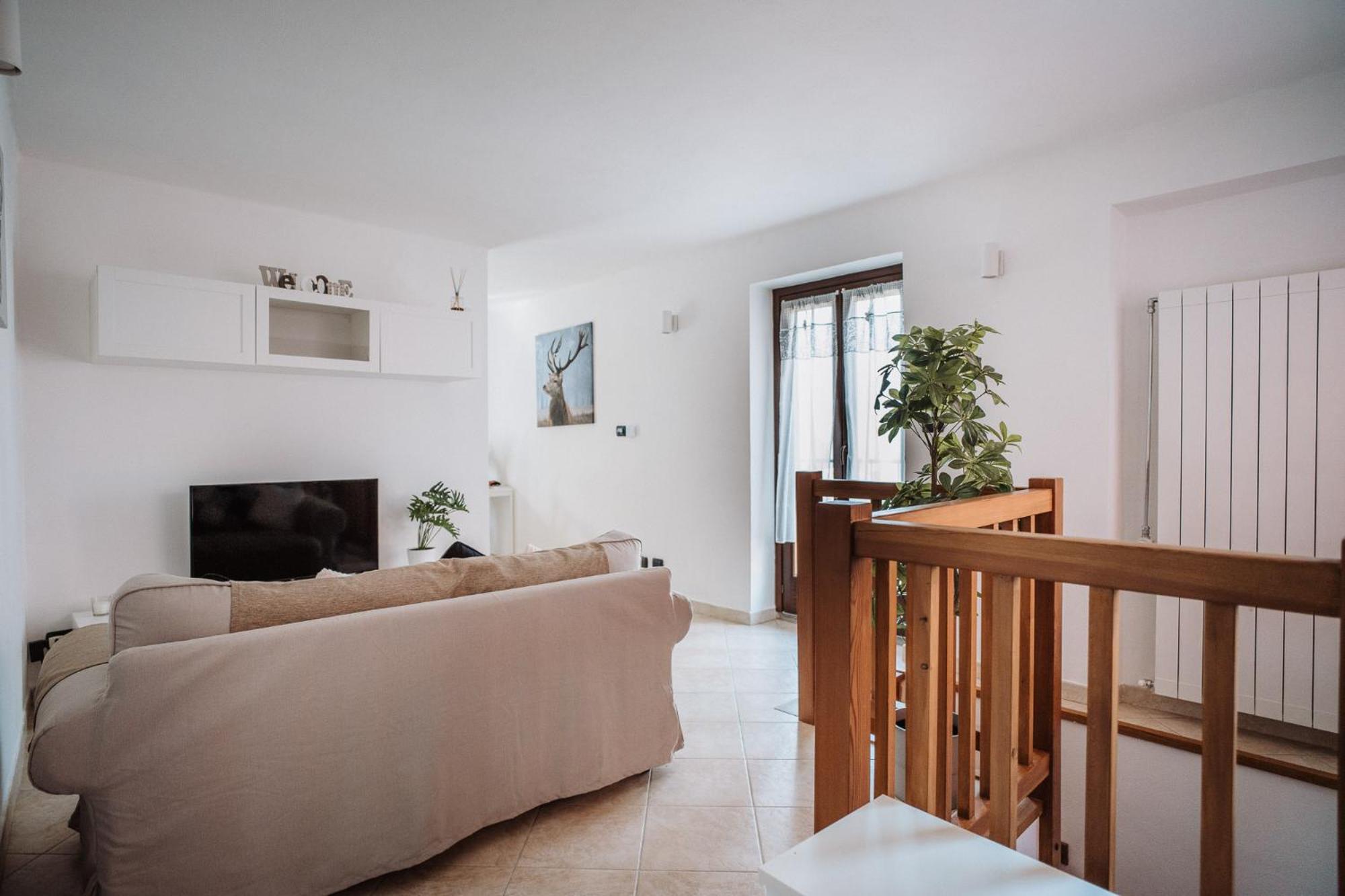 One-Bedroom Apartment with Balcony and Mountain View  