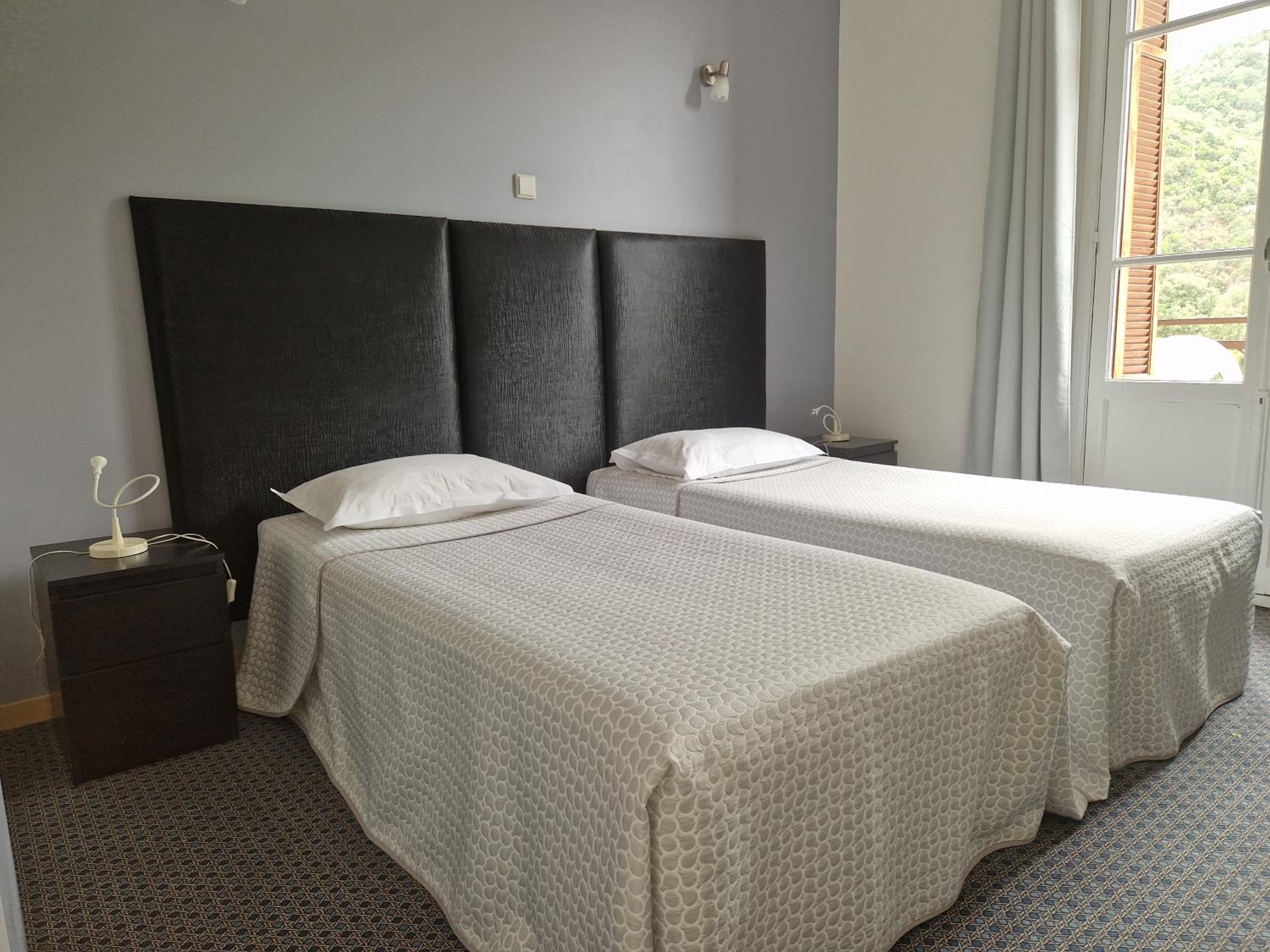Twin Room - Photo 5