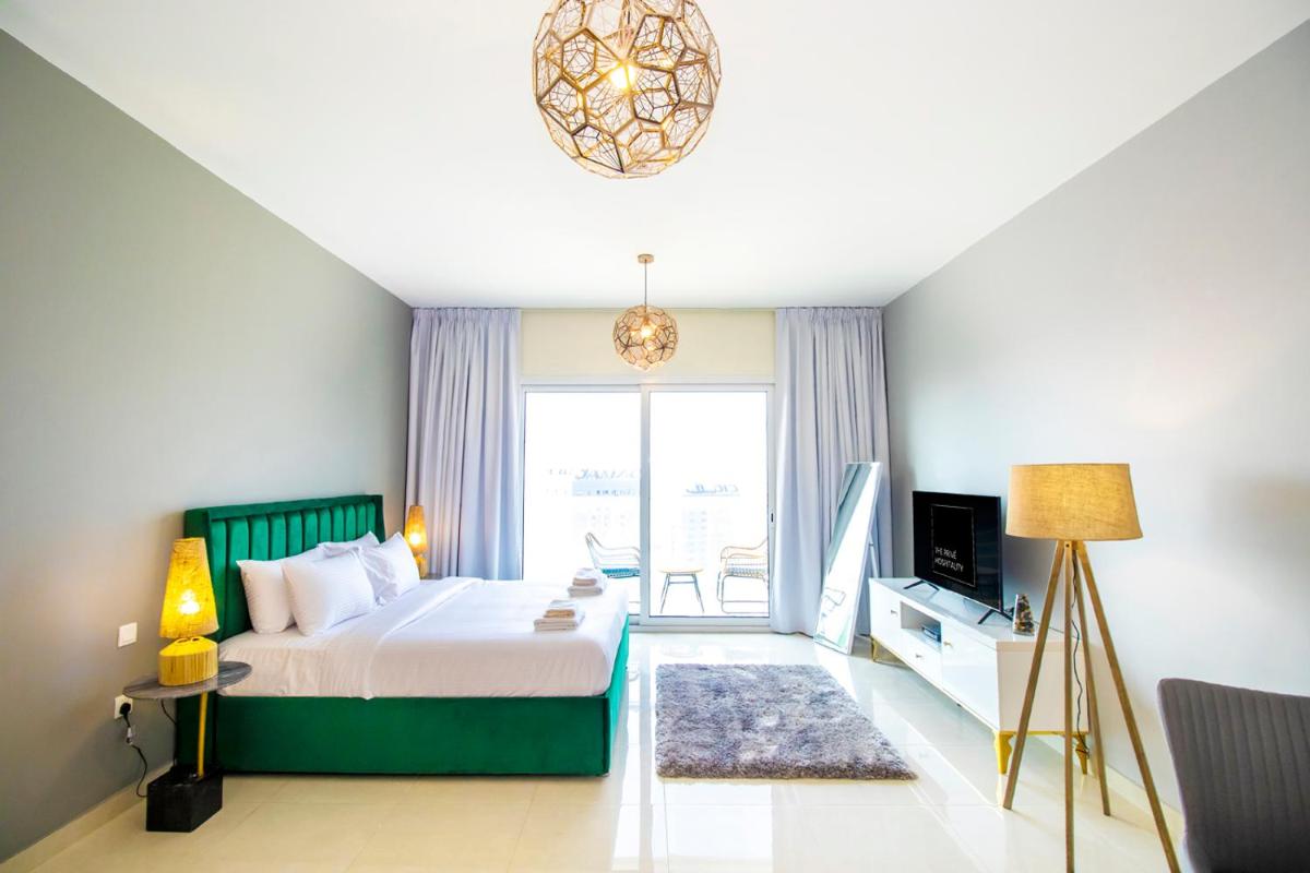 Studio Apartment photo 1