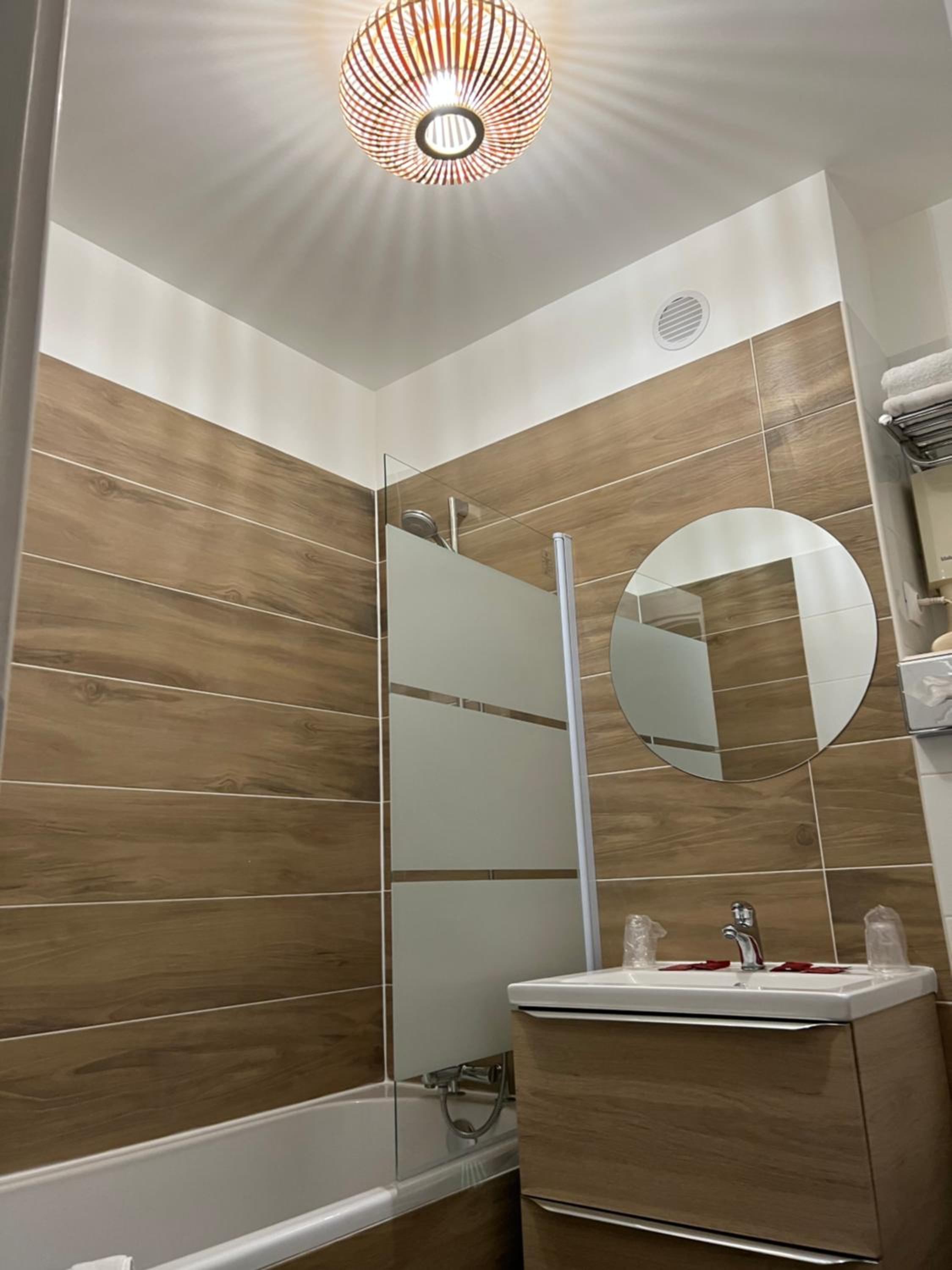Double or Twin Room photo 3