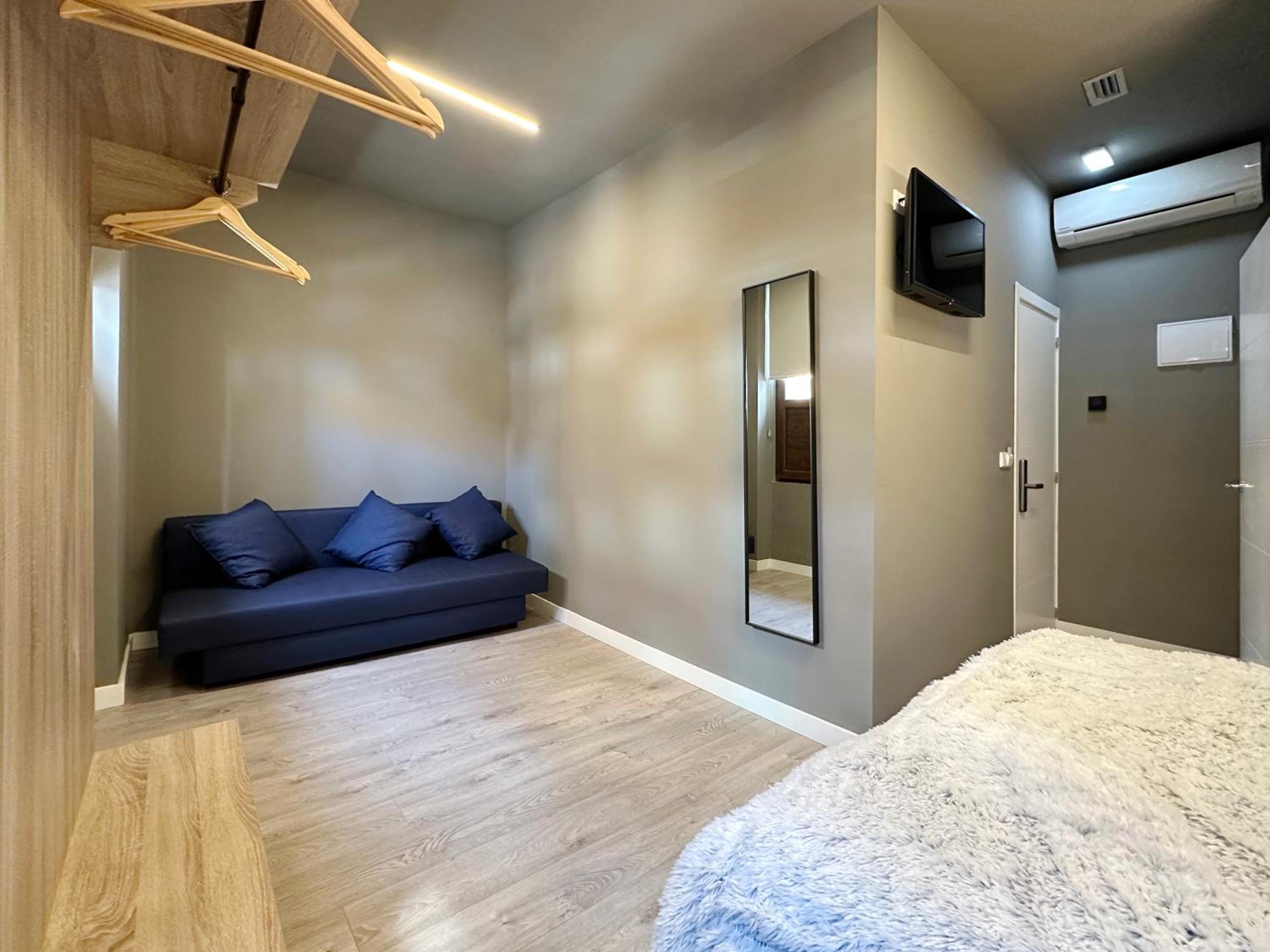 Family Room photo 3